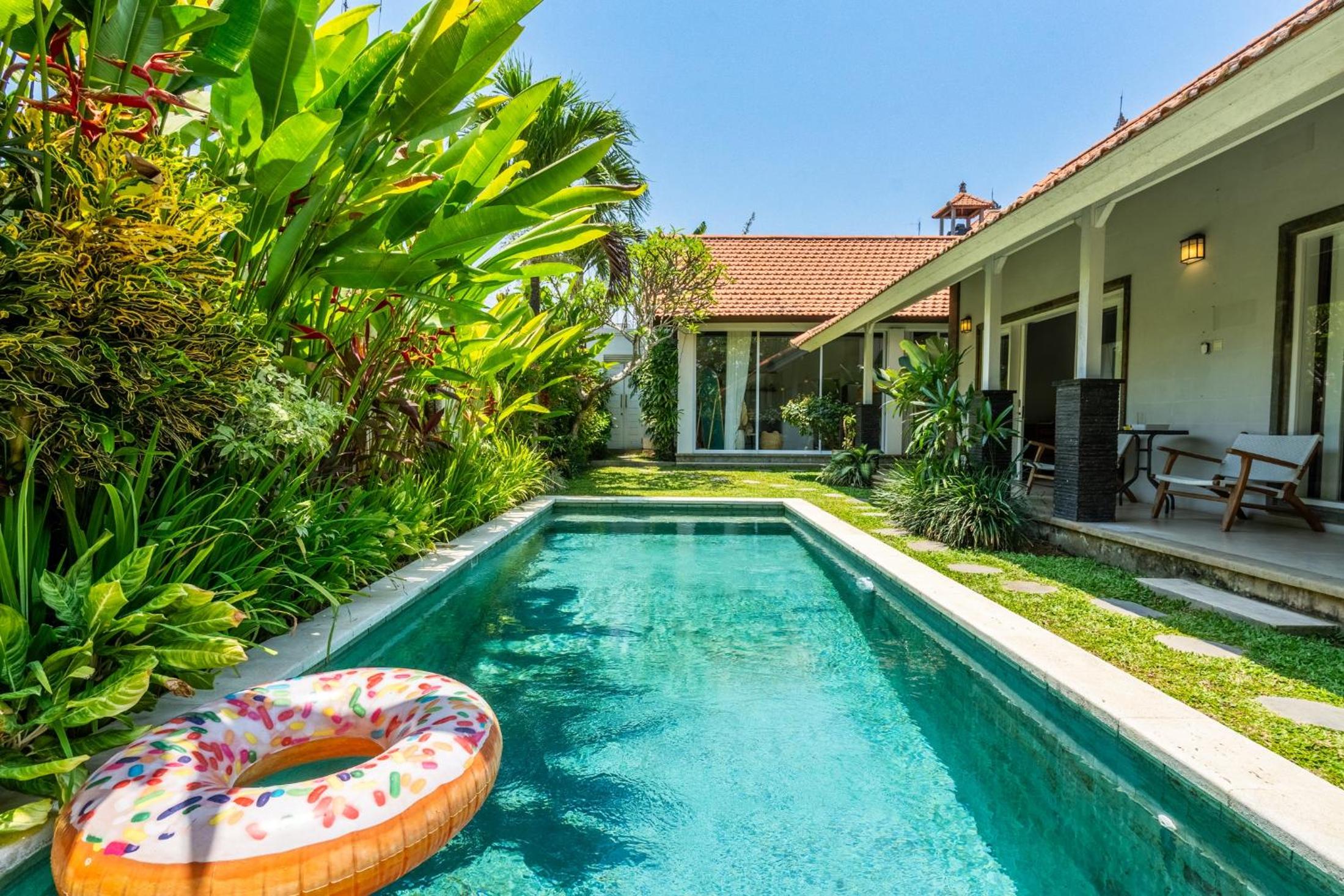 Three-Bedroom Villa - Photo 29