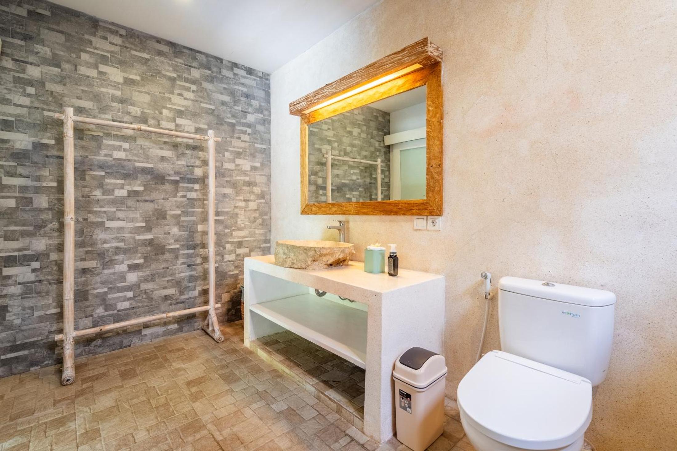 Three-Bedroom Villa - Photo 20