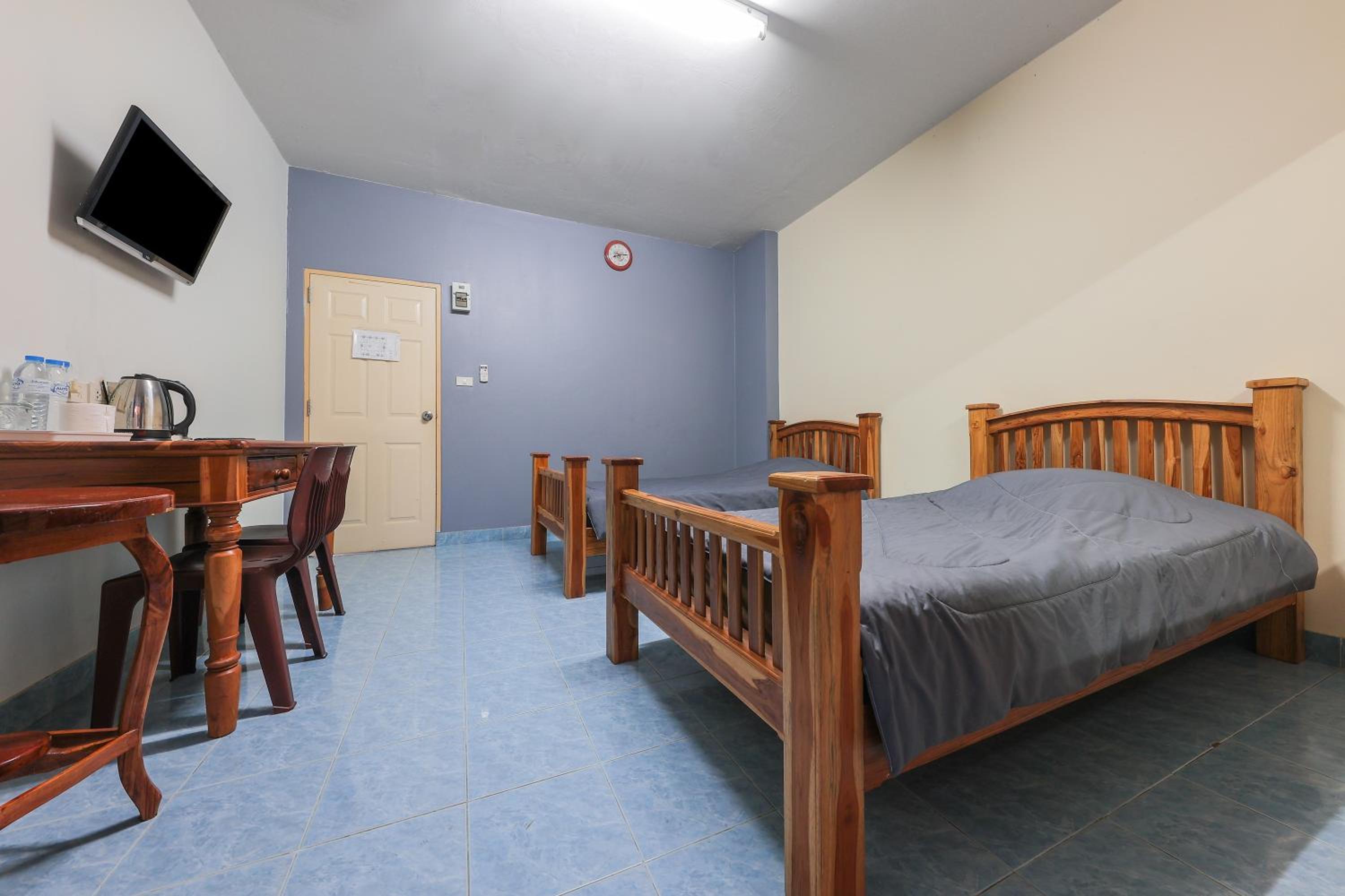 Superior Twin Room - Photo 4