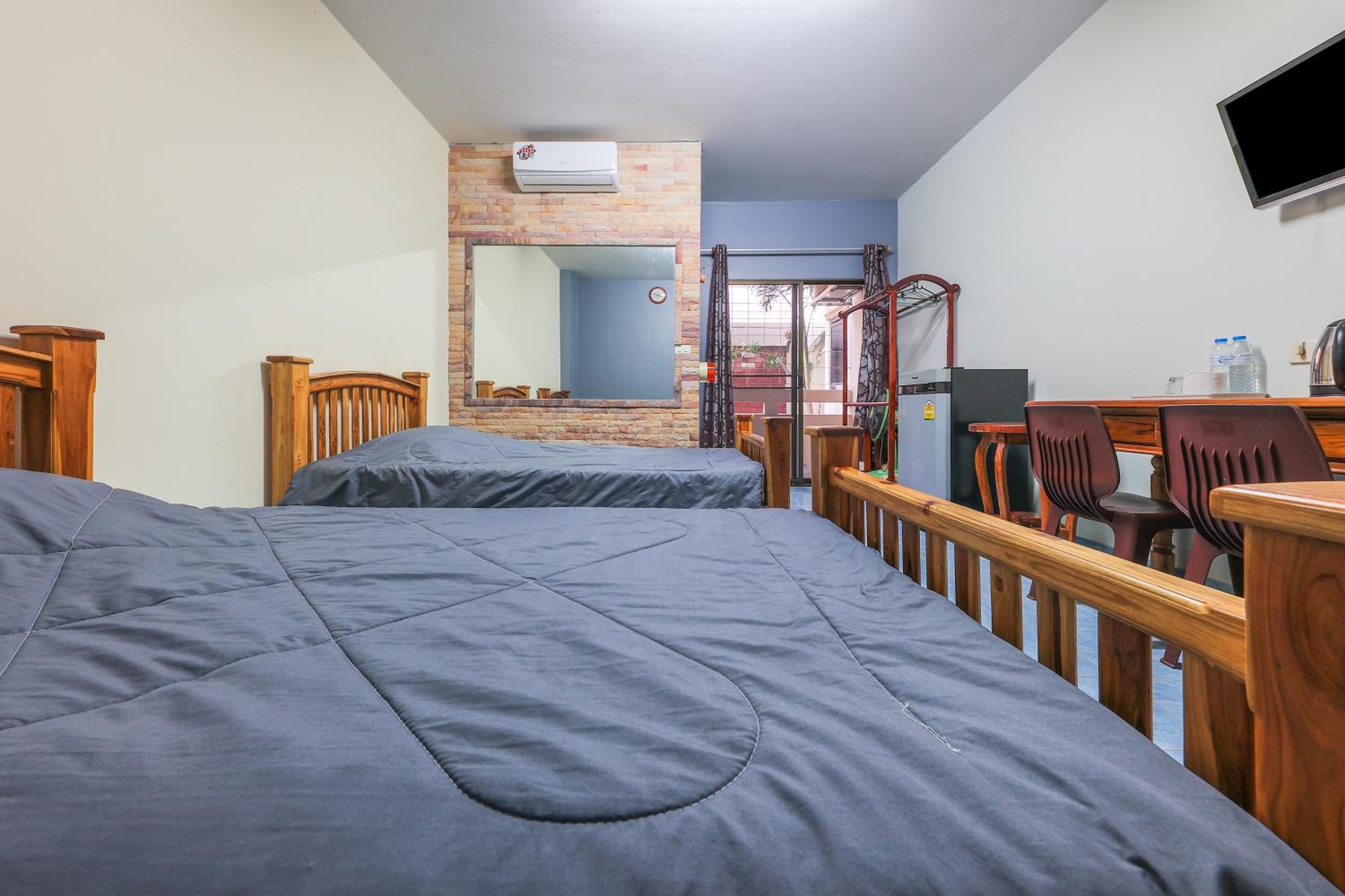 Superior Twin Room - Photo 1