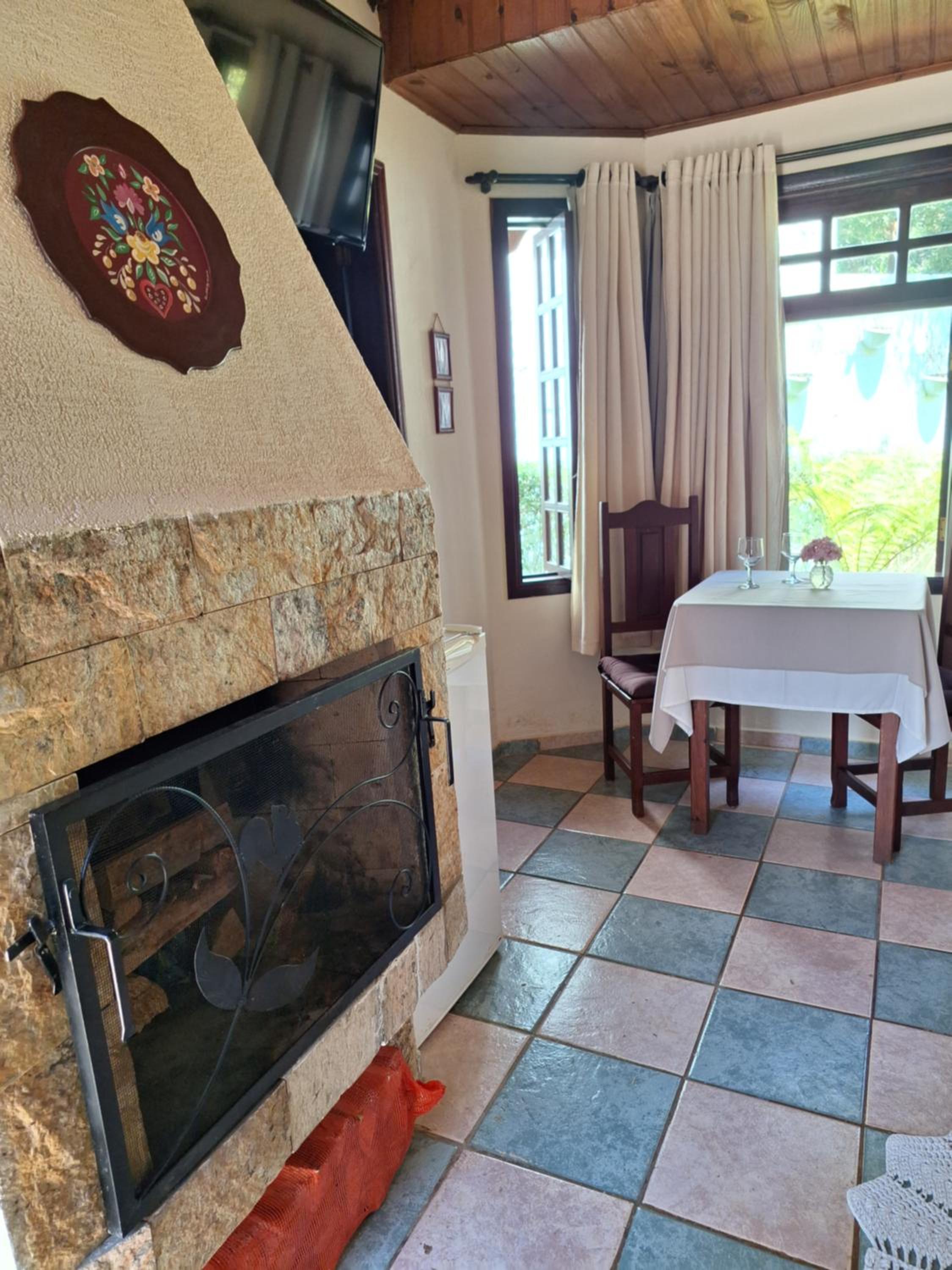 Deluxe Chalet photo 2