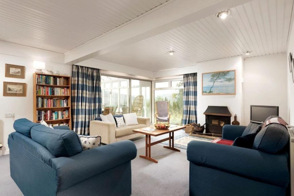 Four-Bedroom House photo 1