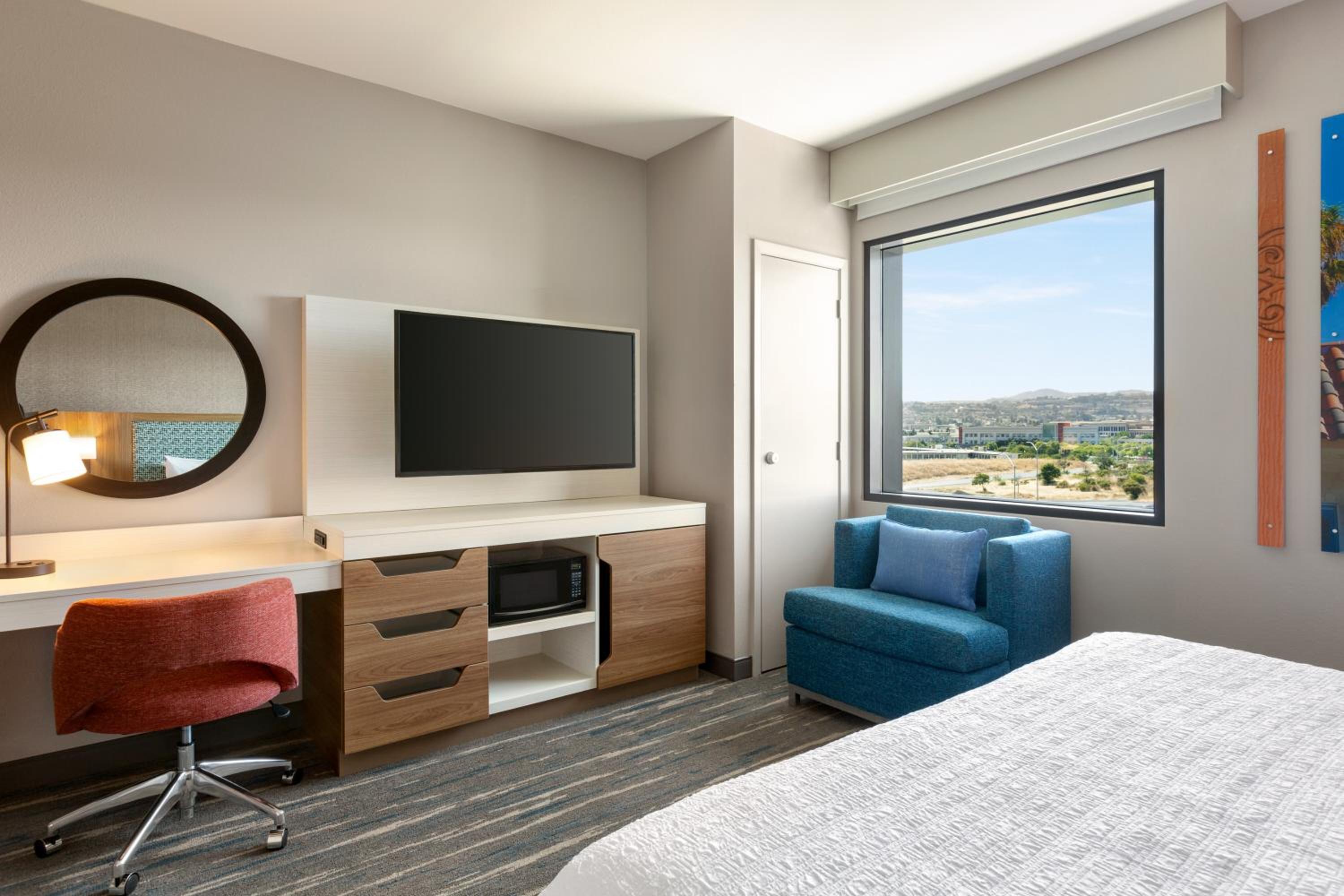 King Room with Roll-In Shower - Mobility and Hearing Access photo 1
