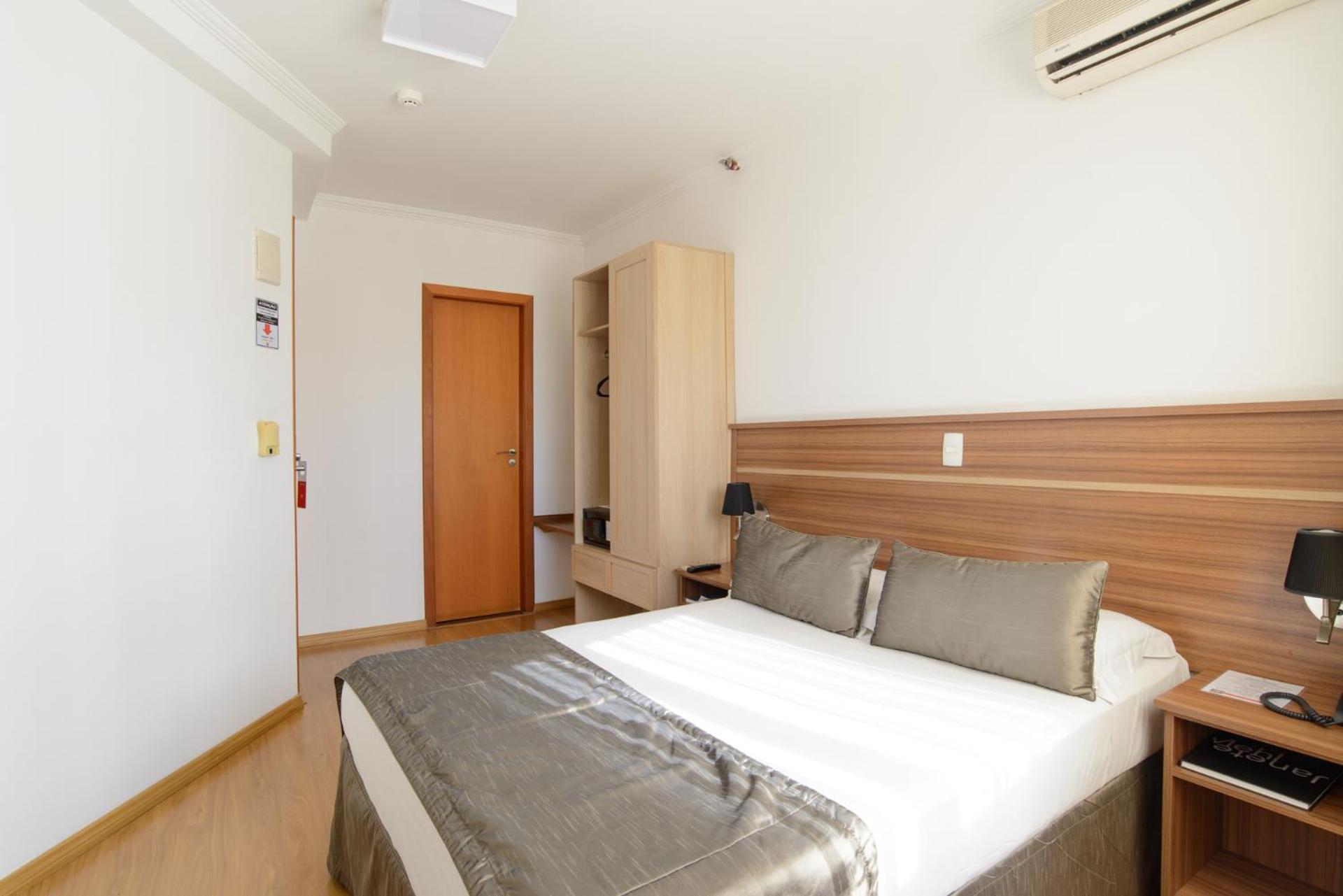 Standard Double Room photo 3