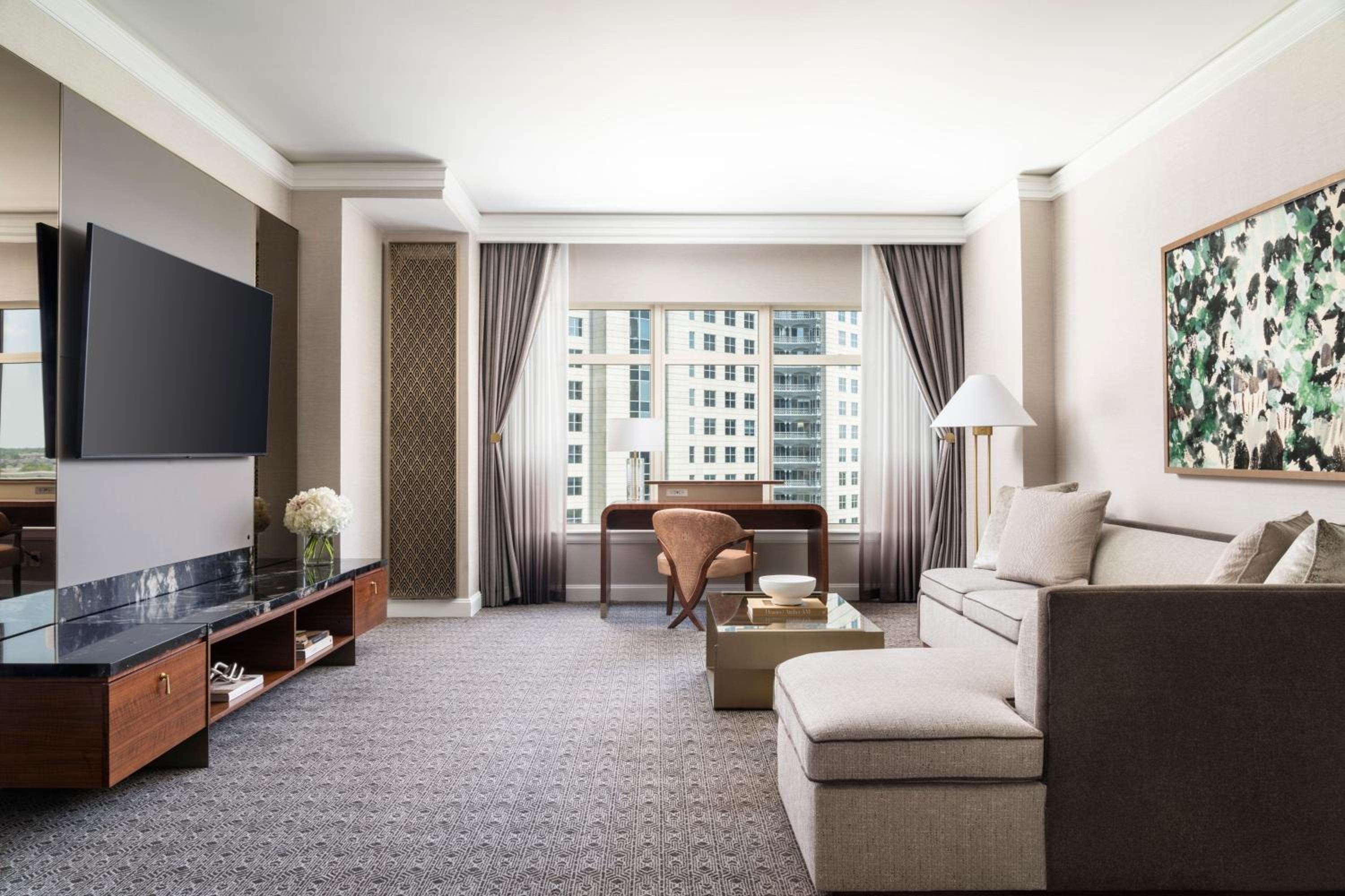 One-Bedroom King Suite with Sofa Bed - Photo 1