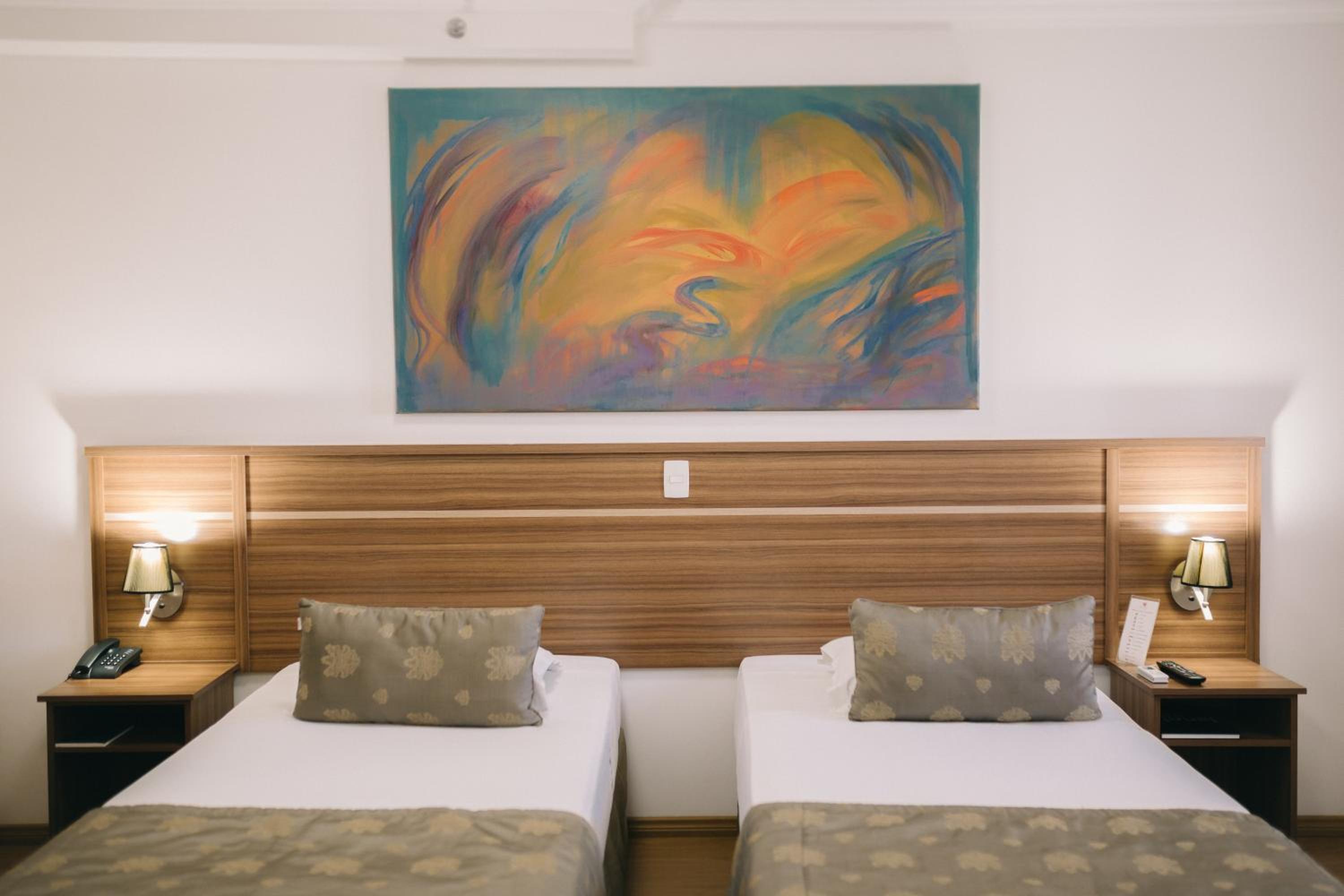 Deluxe Twin Room photo 1