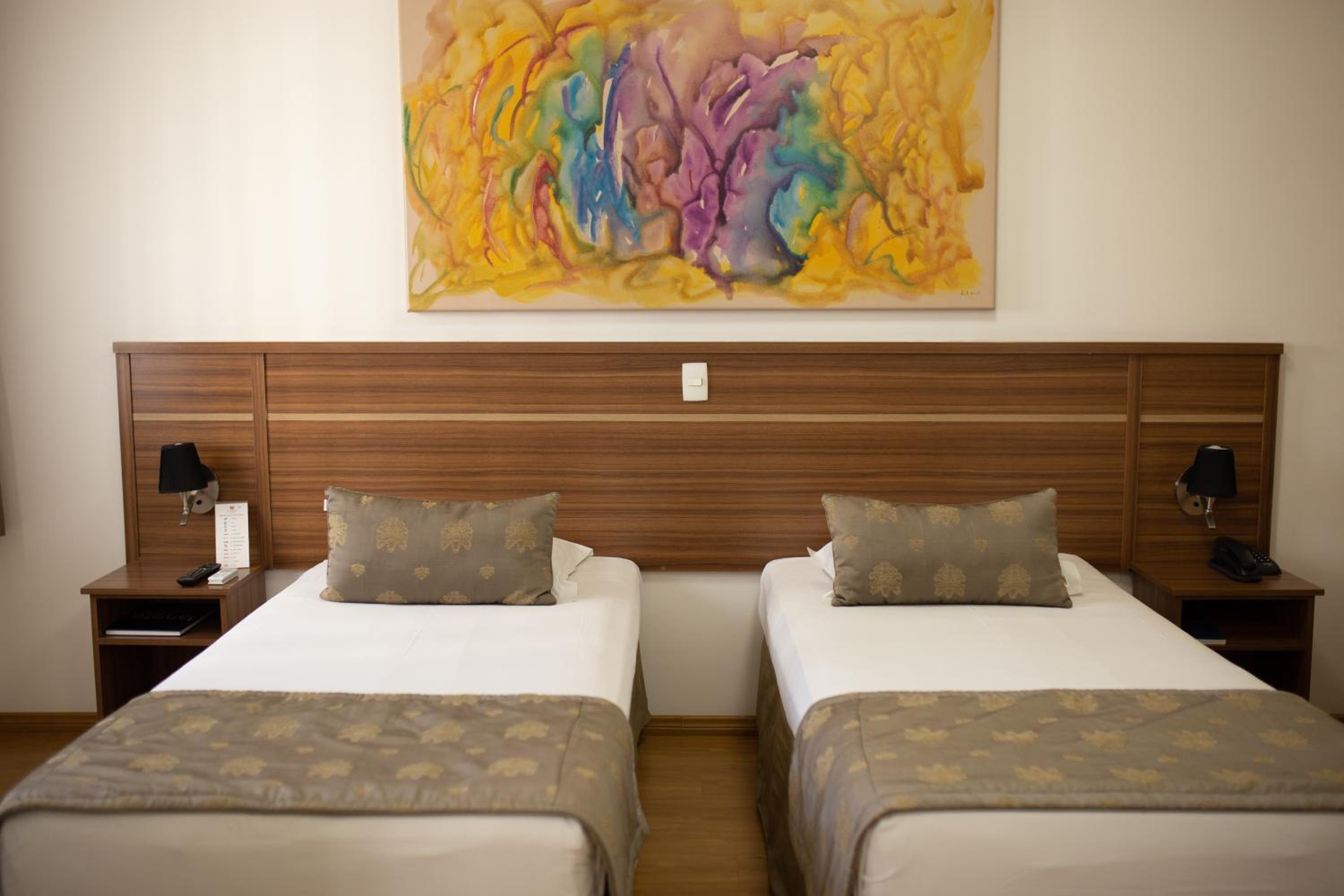 Standard Twin Room photo 2