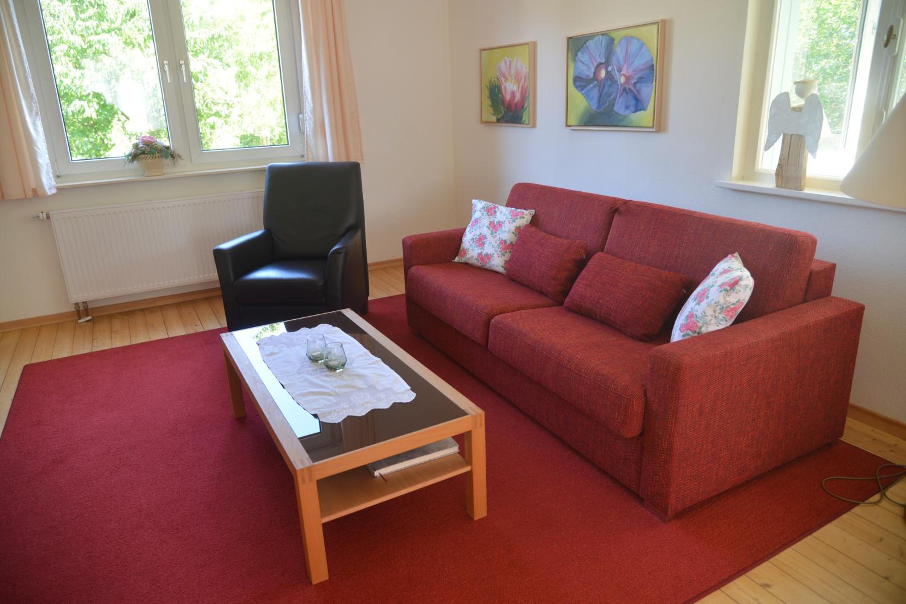 One-Bedroom Apartment photo 3
