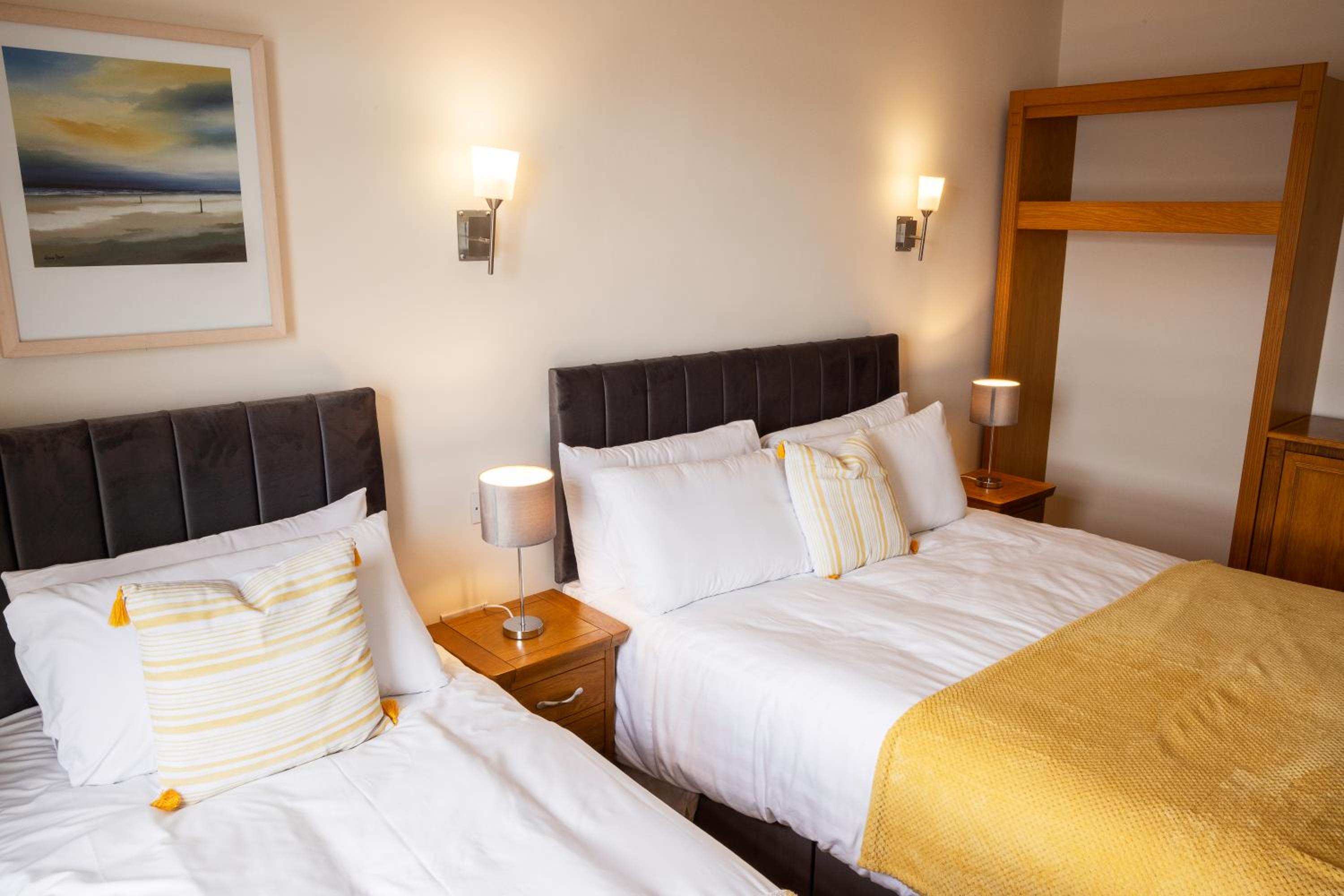 Deluxe Triple Room - Photo 6