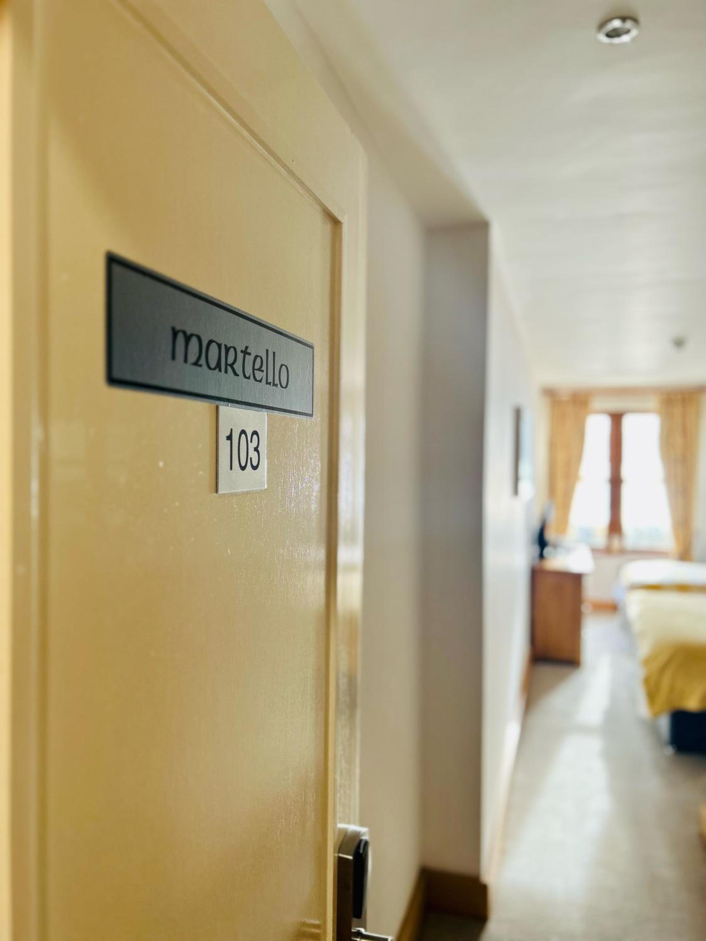 Deluxe Triple Room with Sea View - Photo 1