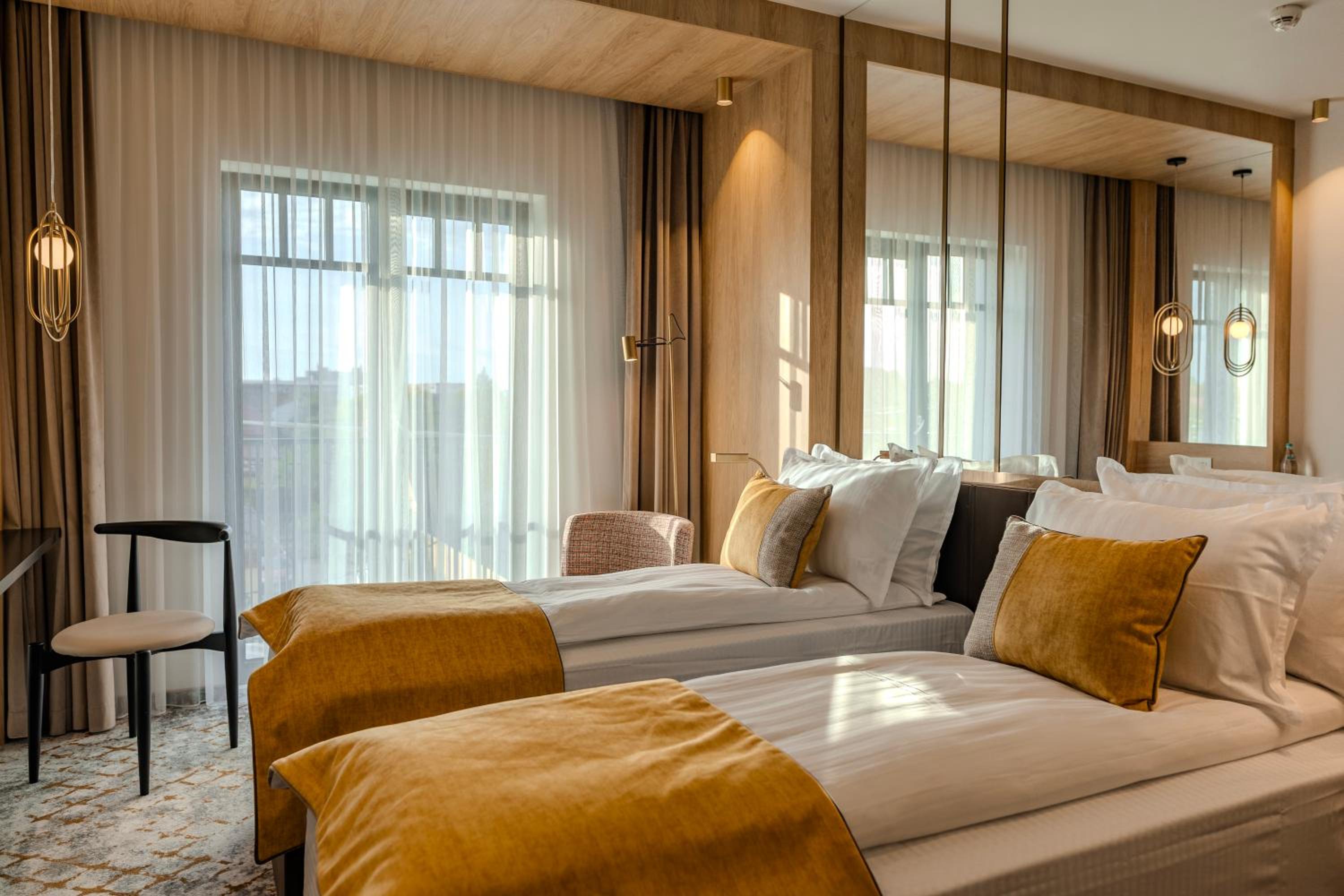 Twin Room - Photo 20