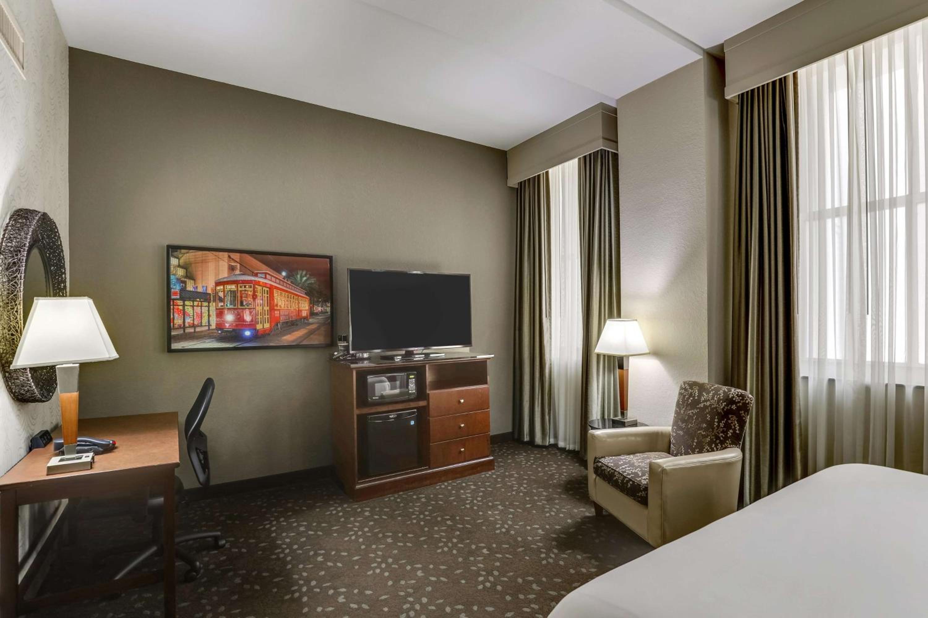 Deluxe King Room - Disability Access