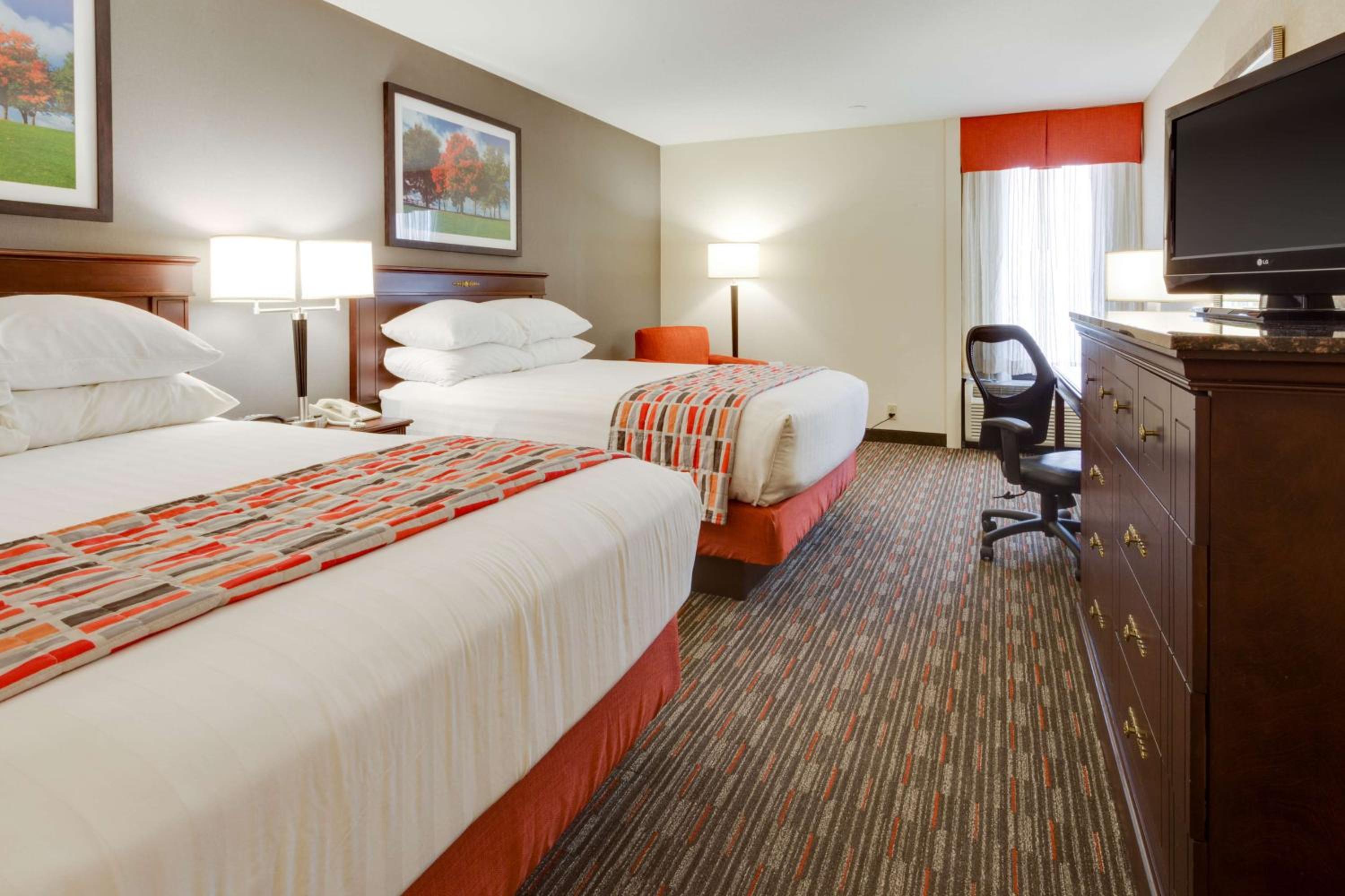 Deluxe Double Room with Two Double Beds photo 1