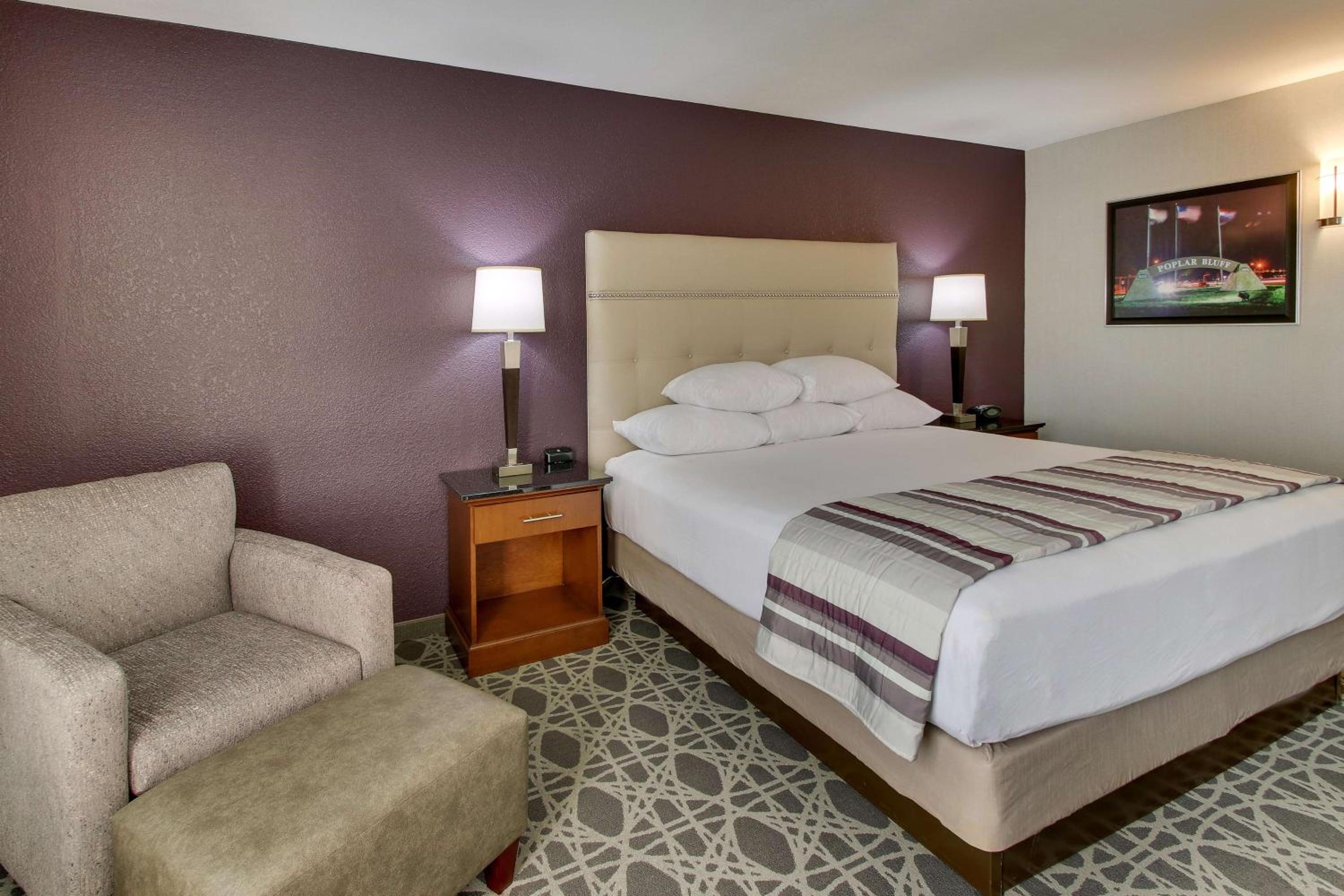 Deluxe King Room photo 3