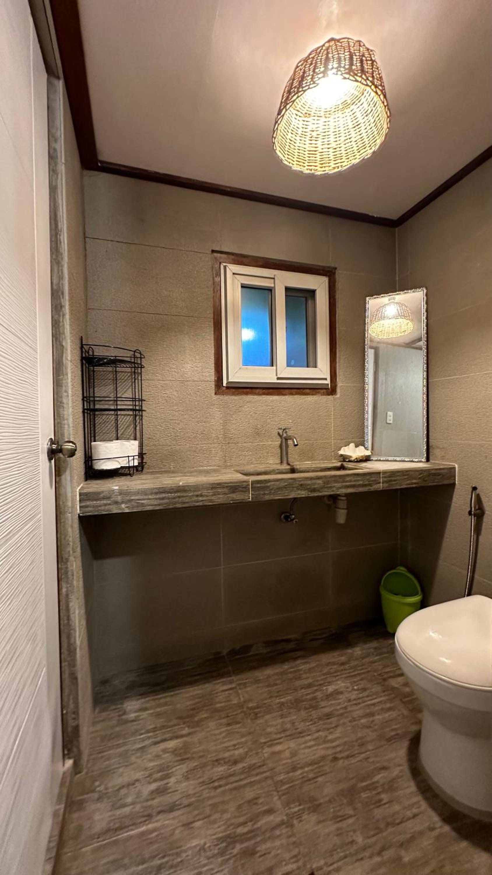 One-Bedroom Bungalow photo 3