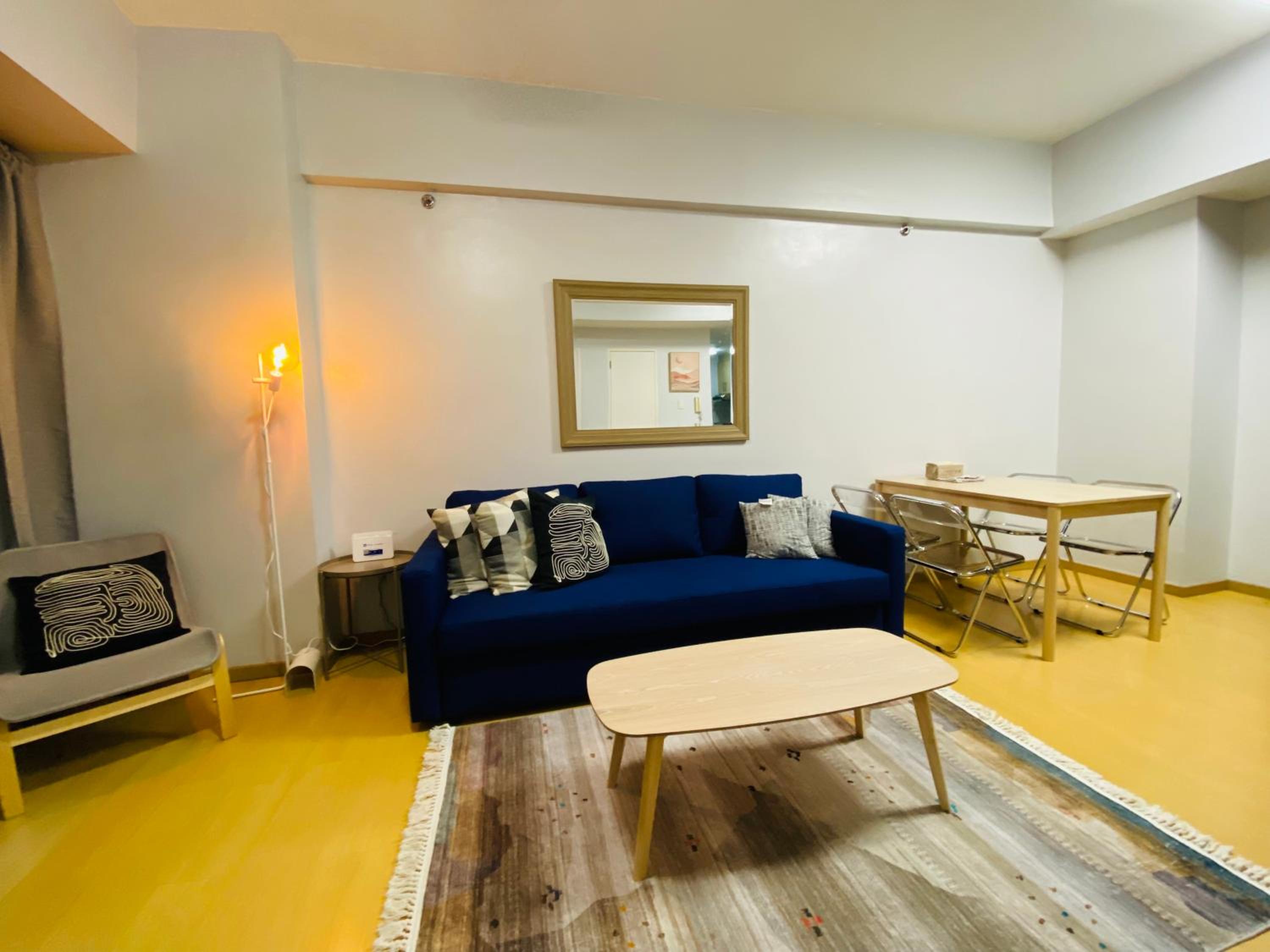 One-Bedroom Apartment - Photo 4