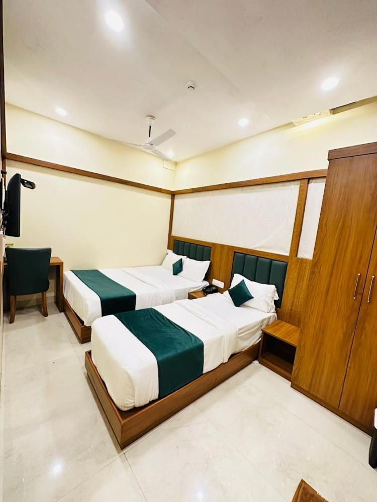 Deluxe Triple Room - Photo 1