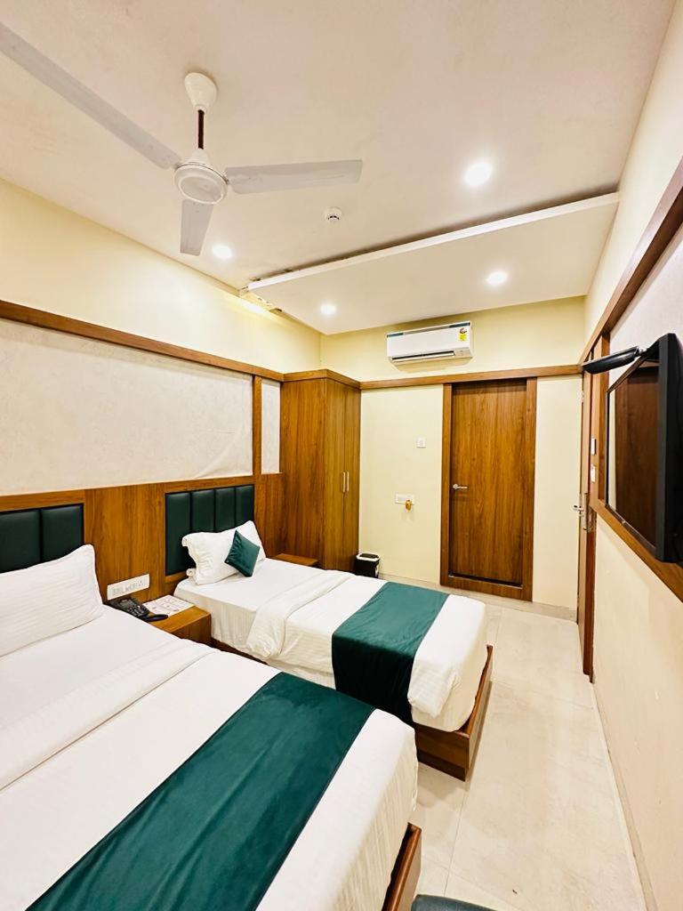 Deluxe Triple Room - Photo 4