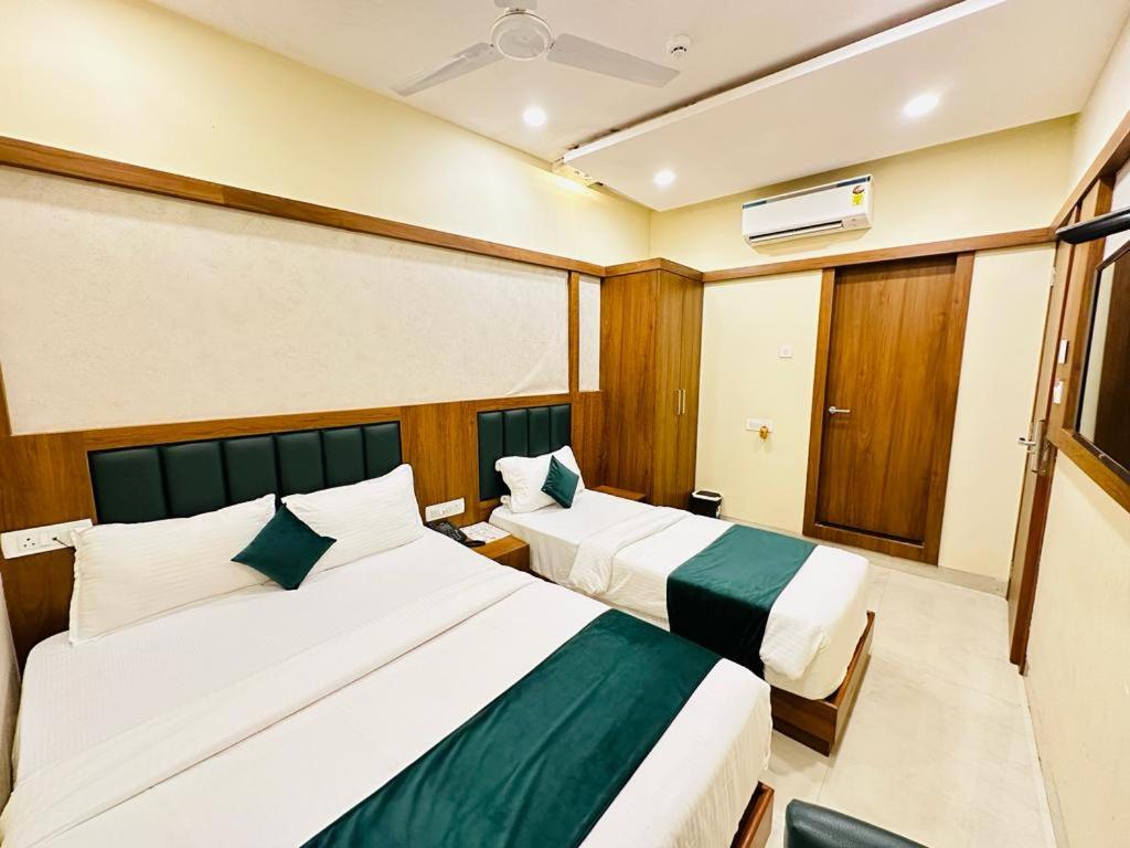 Deluxe Triple Room - Photo 5