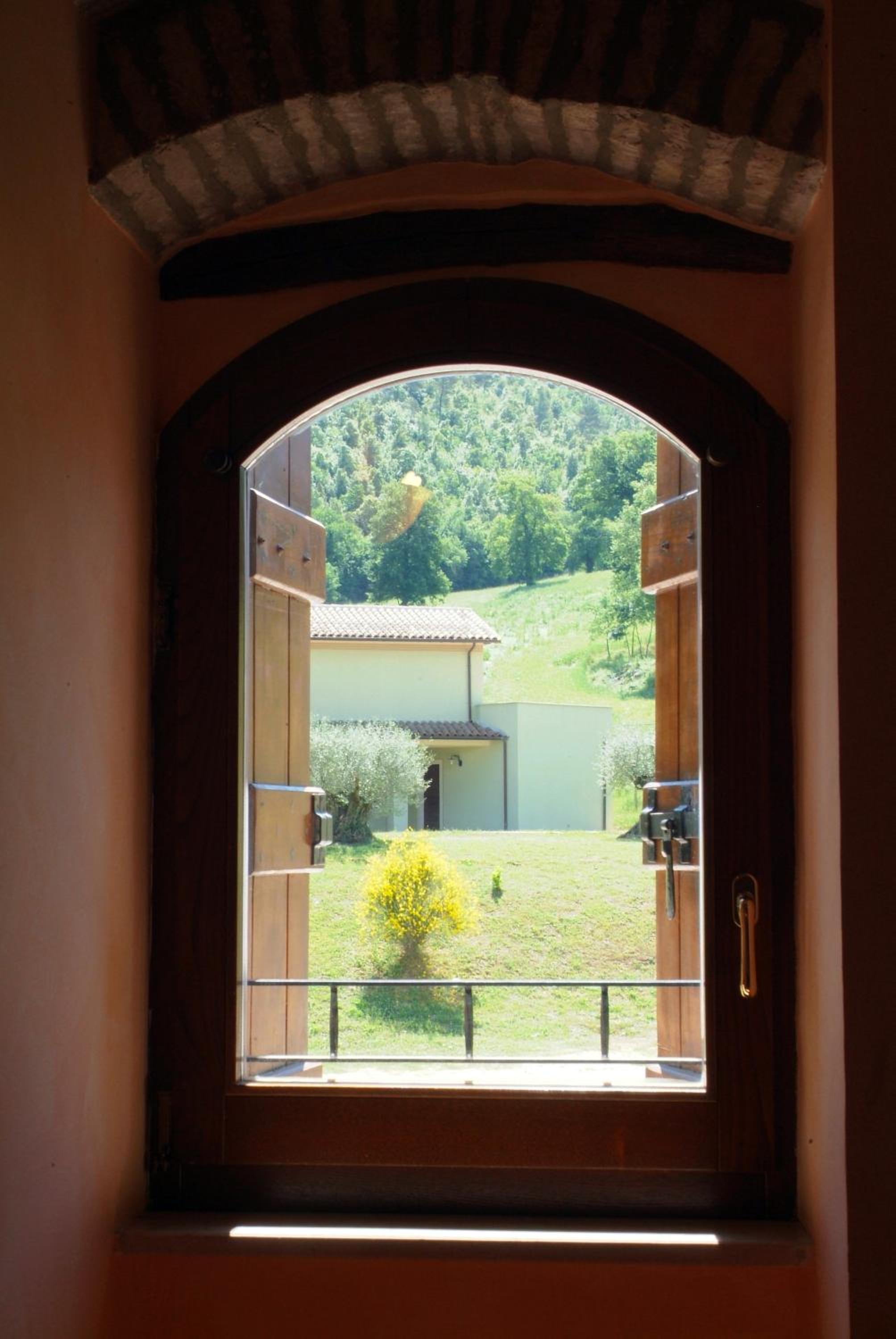 Double Room - Photo 8