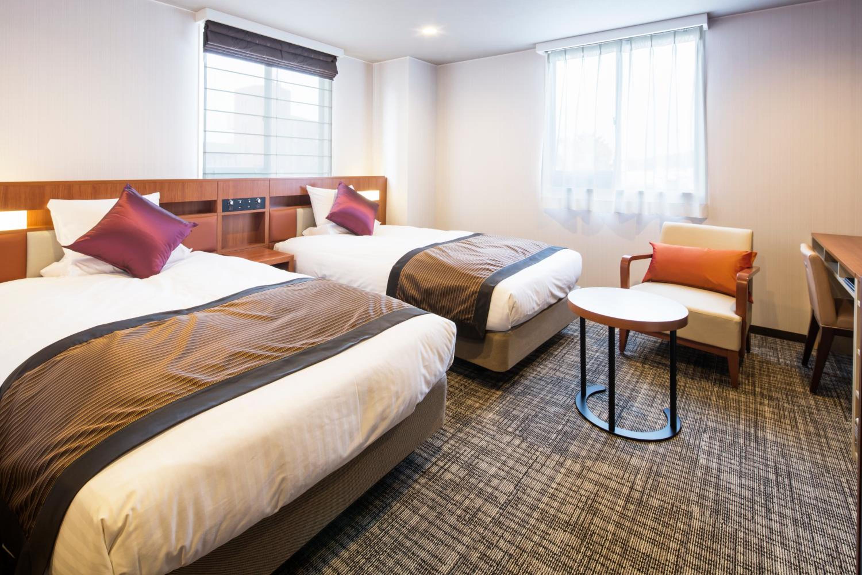 Deluxe Twin Room - Non-Smoking - Photo 1