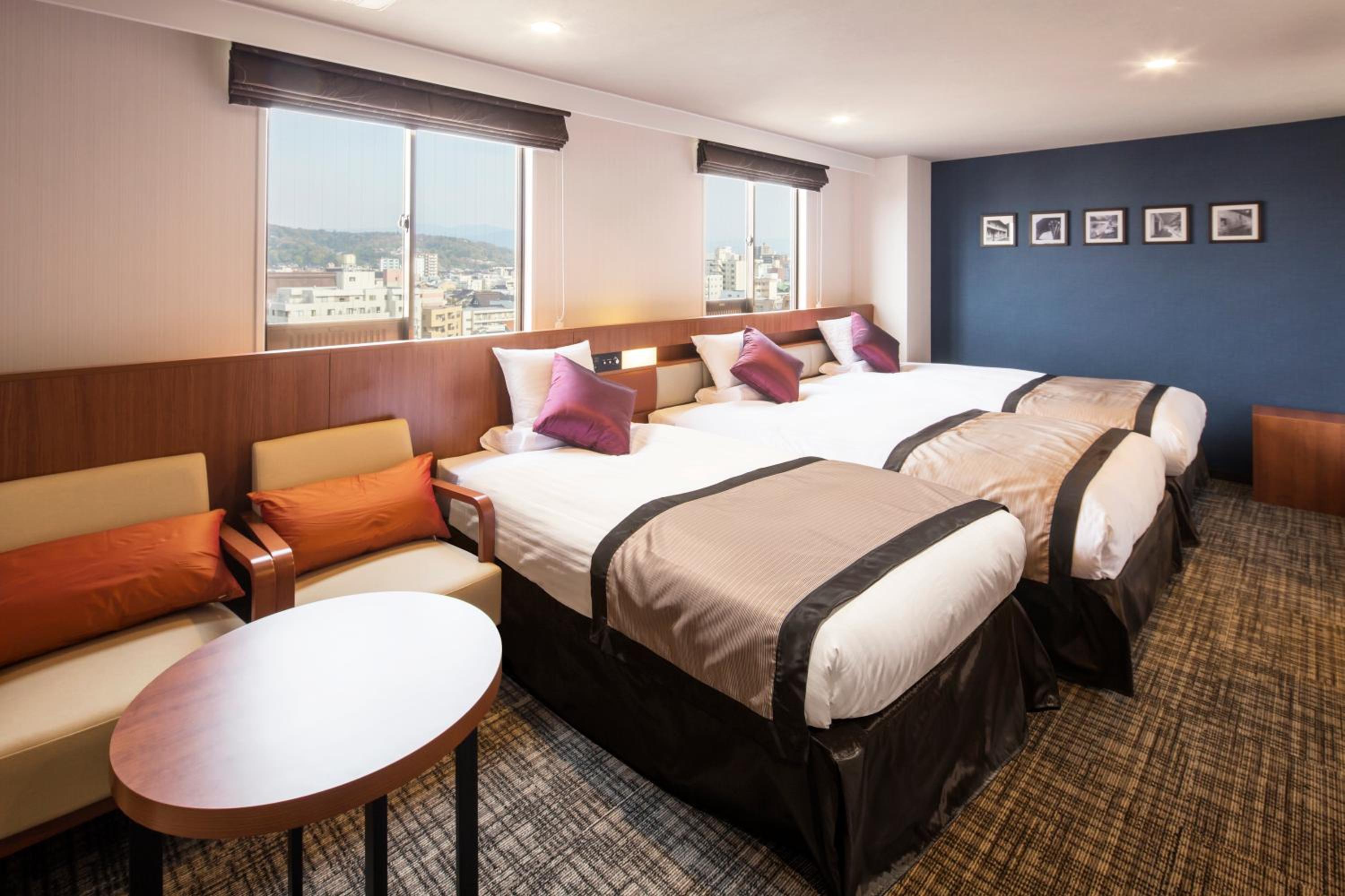 Deluxe Triple Room - Non-Smoking - Eco Plan - No Room Cleaning Service - Photo 1