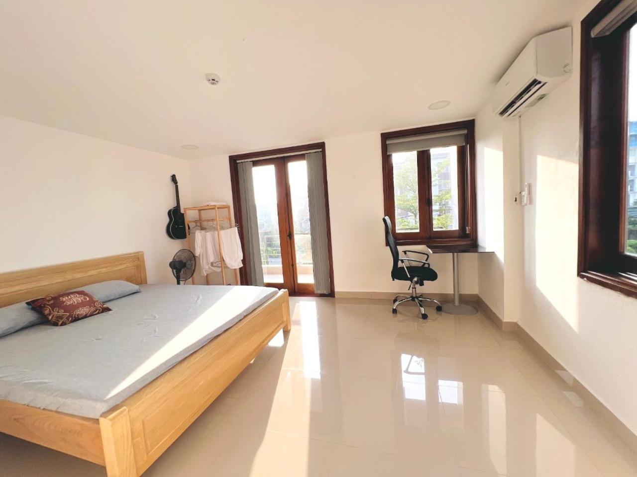Apartment - Split Level