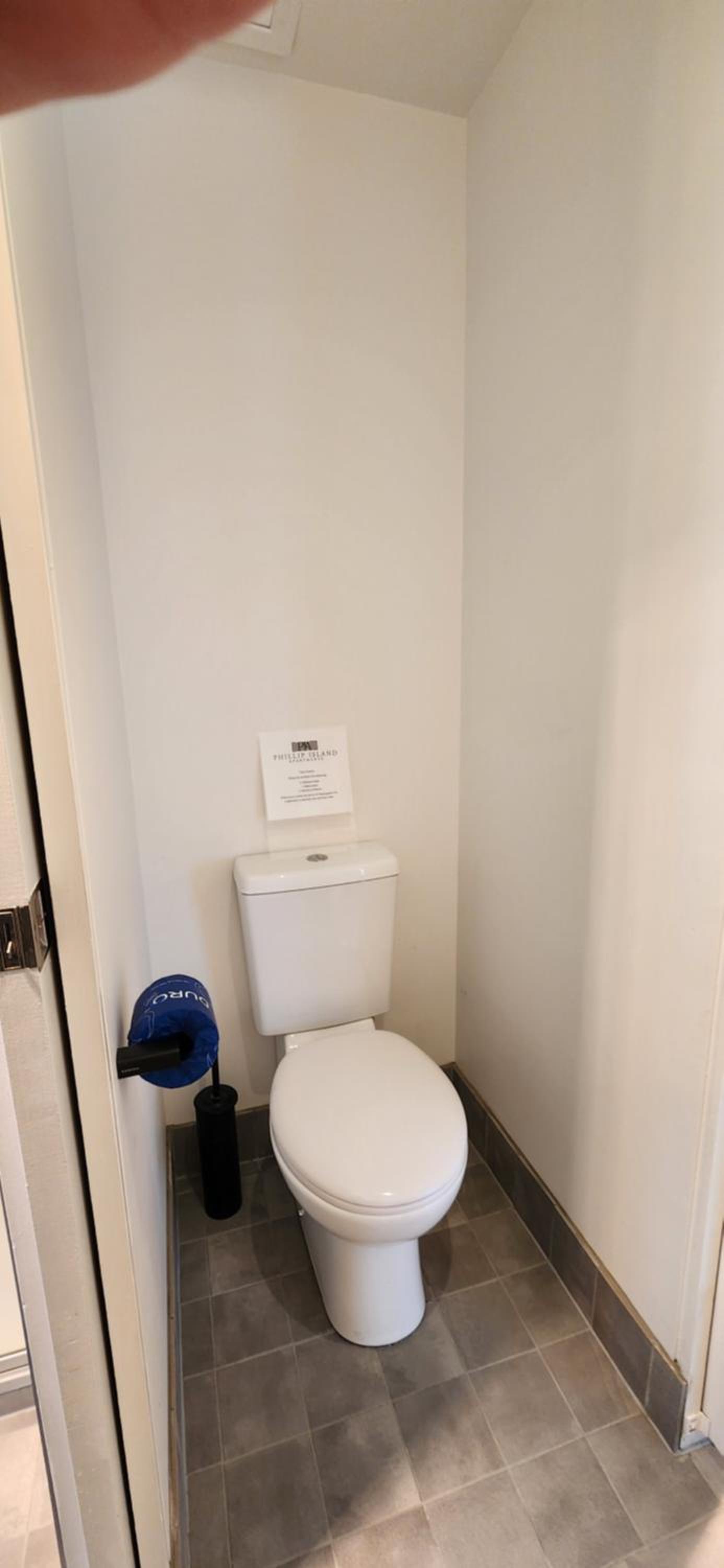 Deluxe Two-Bedroom Apartment - Photo 18
