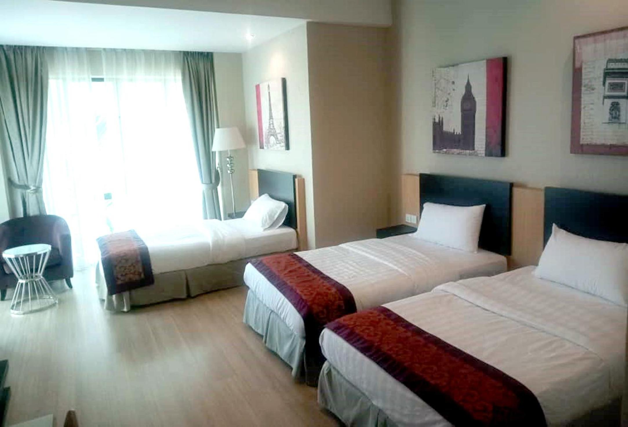 Deluxe Triple Room - Photo 2