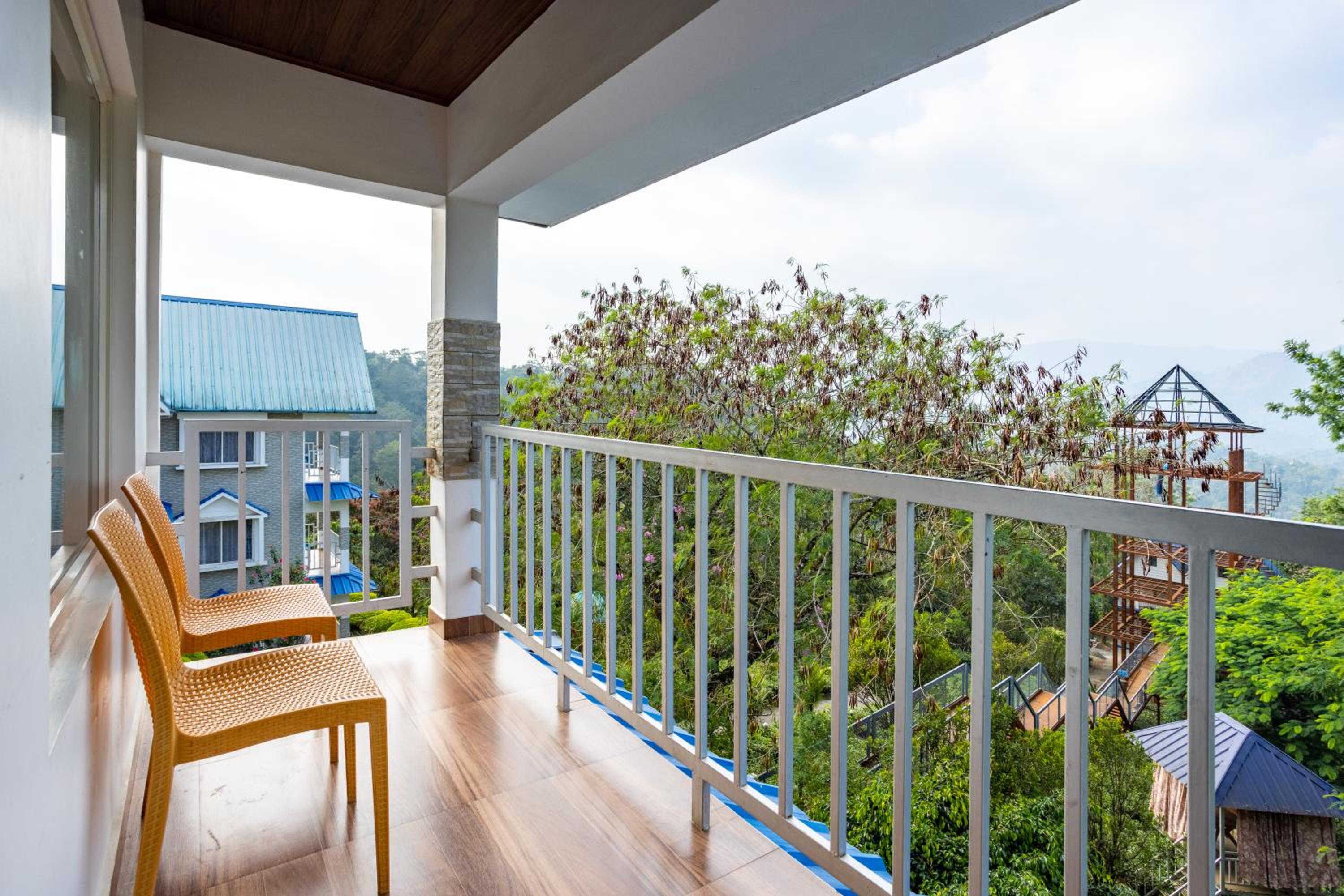 EXECUTIVE VALLEY VIEW - Photo 6