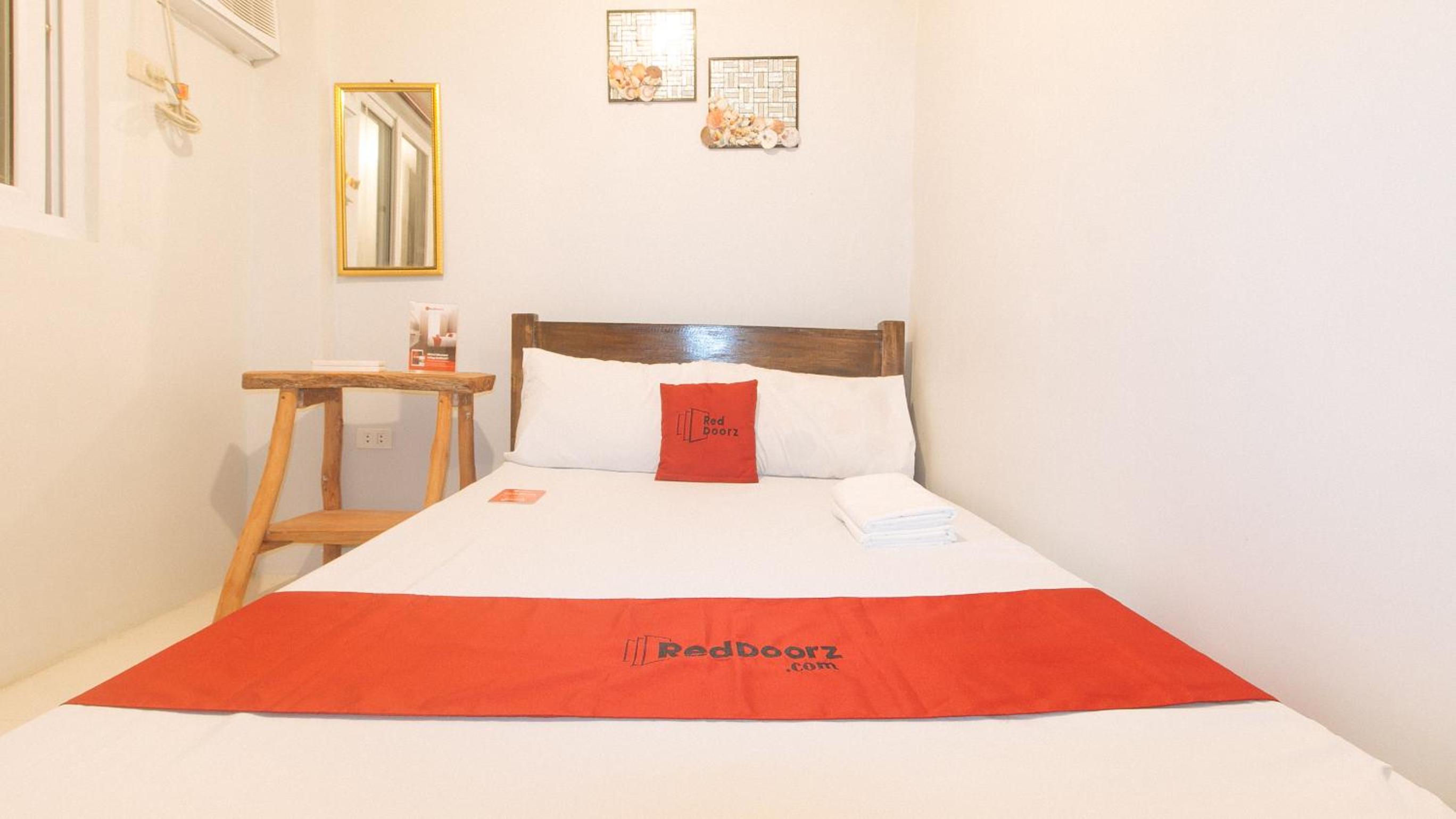Double Room With Shared Bathroom