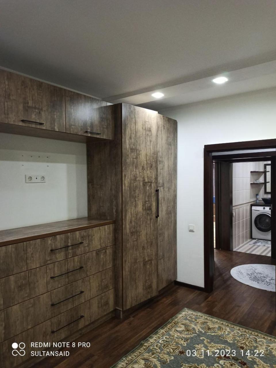 Apartment photo 2