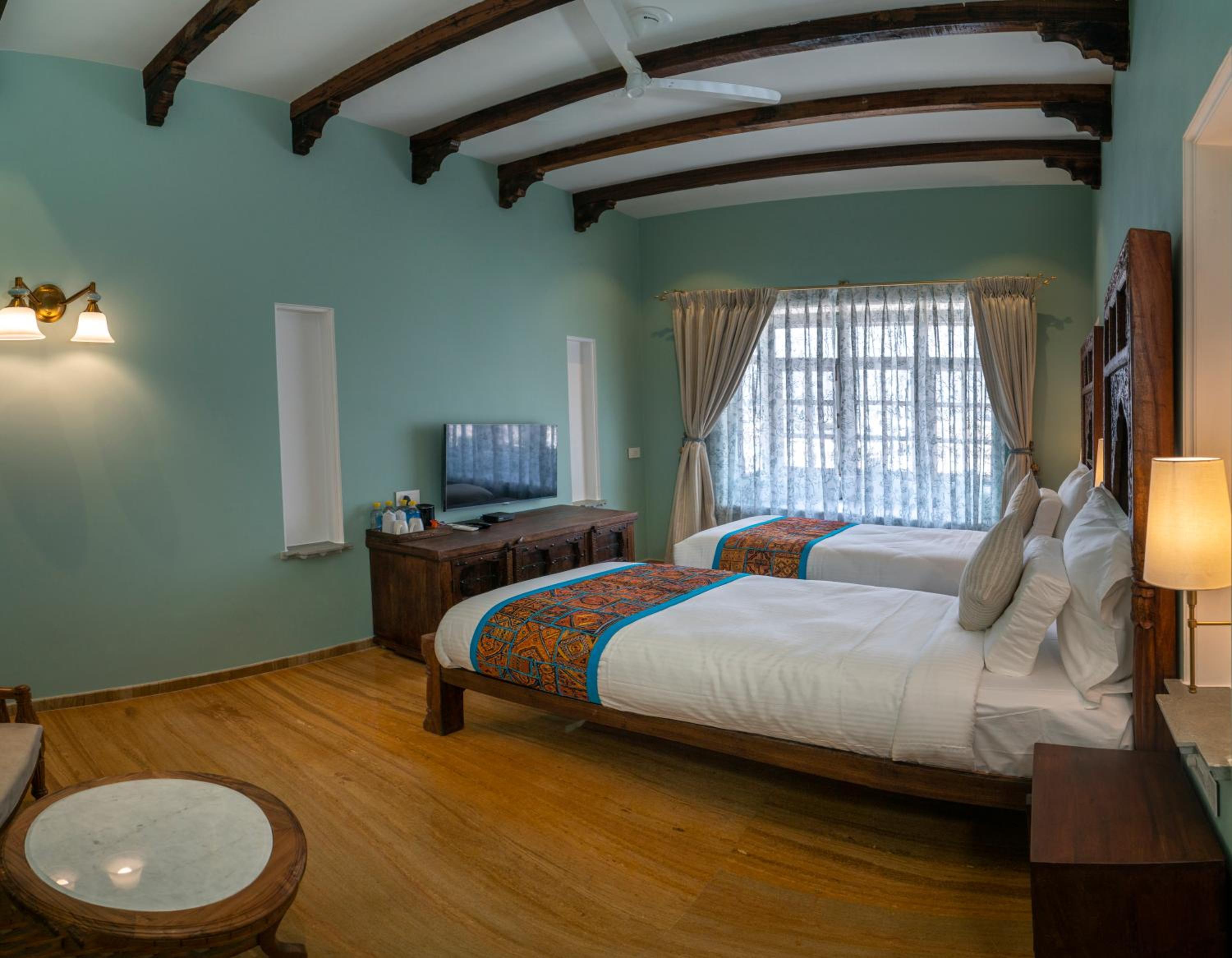 Deluxe Twin Room photo 3