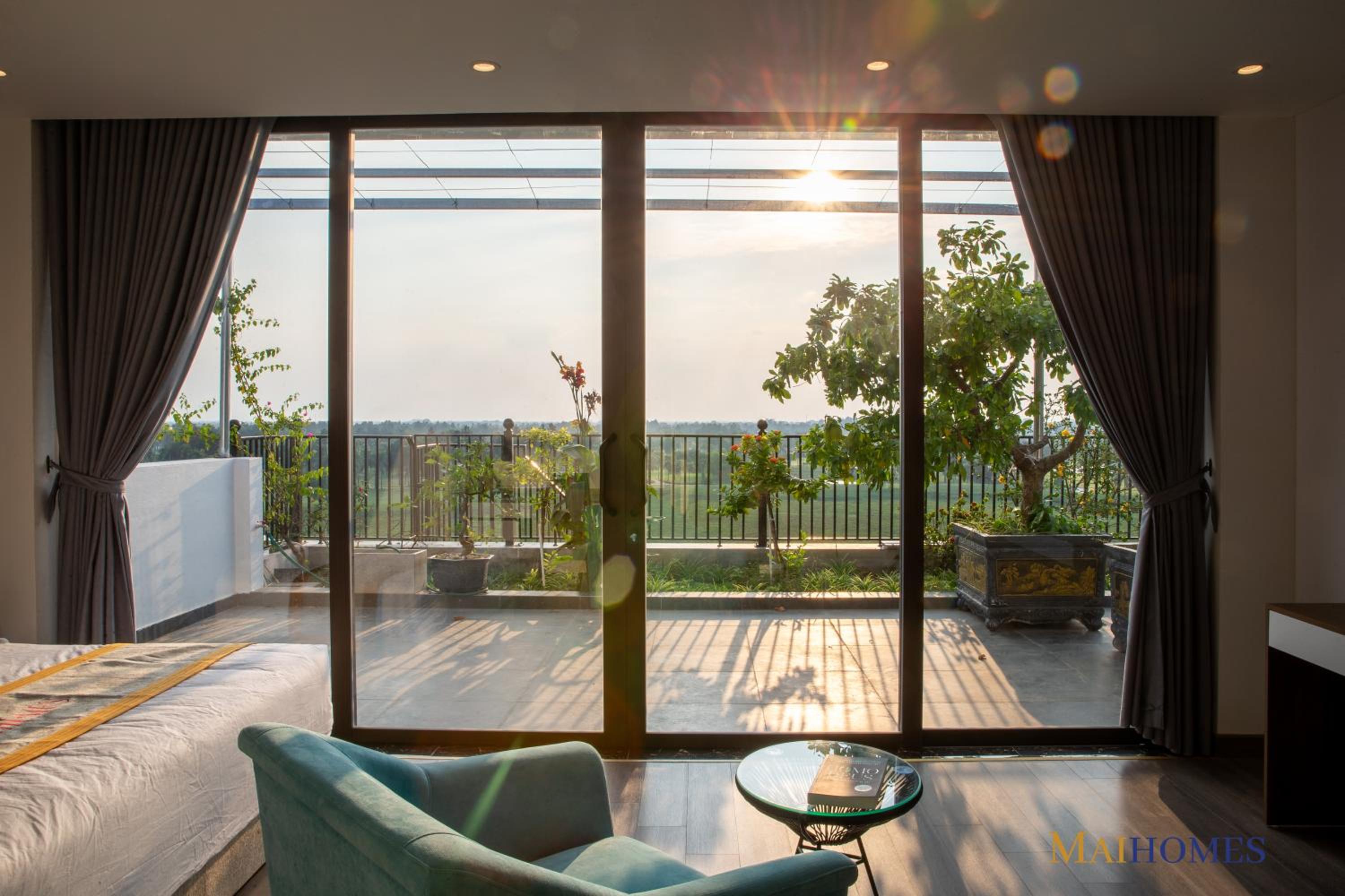 Studio with Terrace photo 2