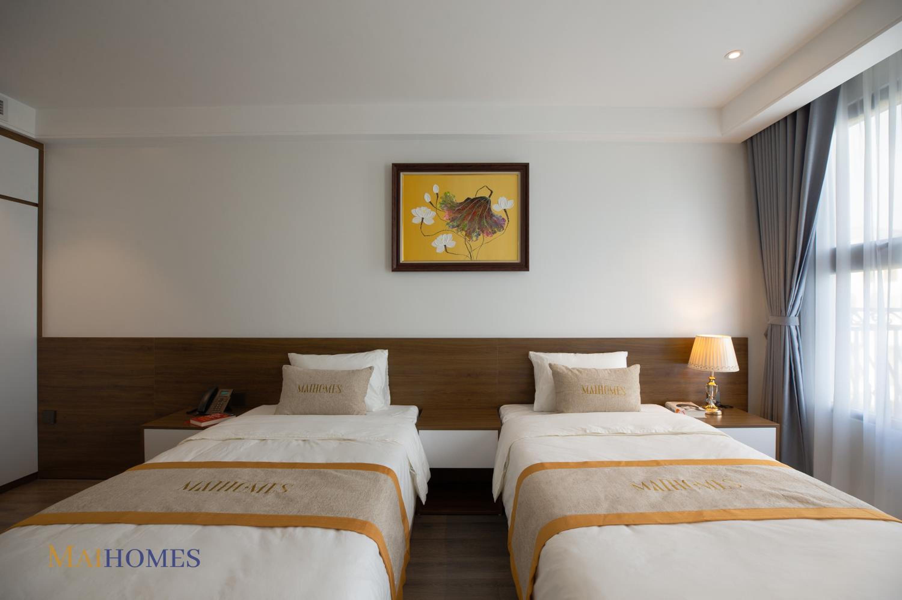 Twin Room with Lake View photo 3