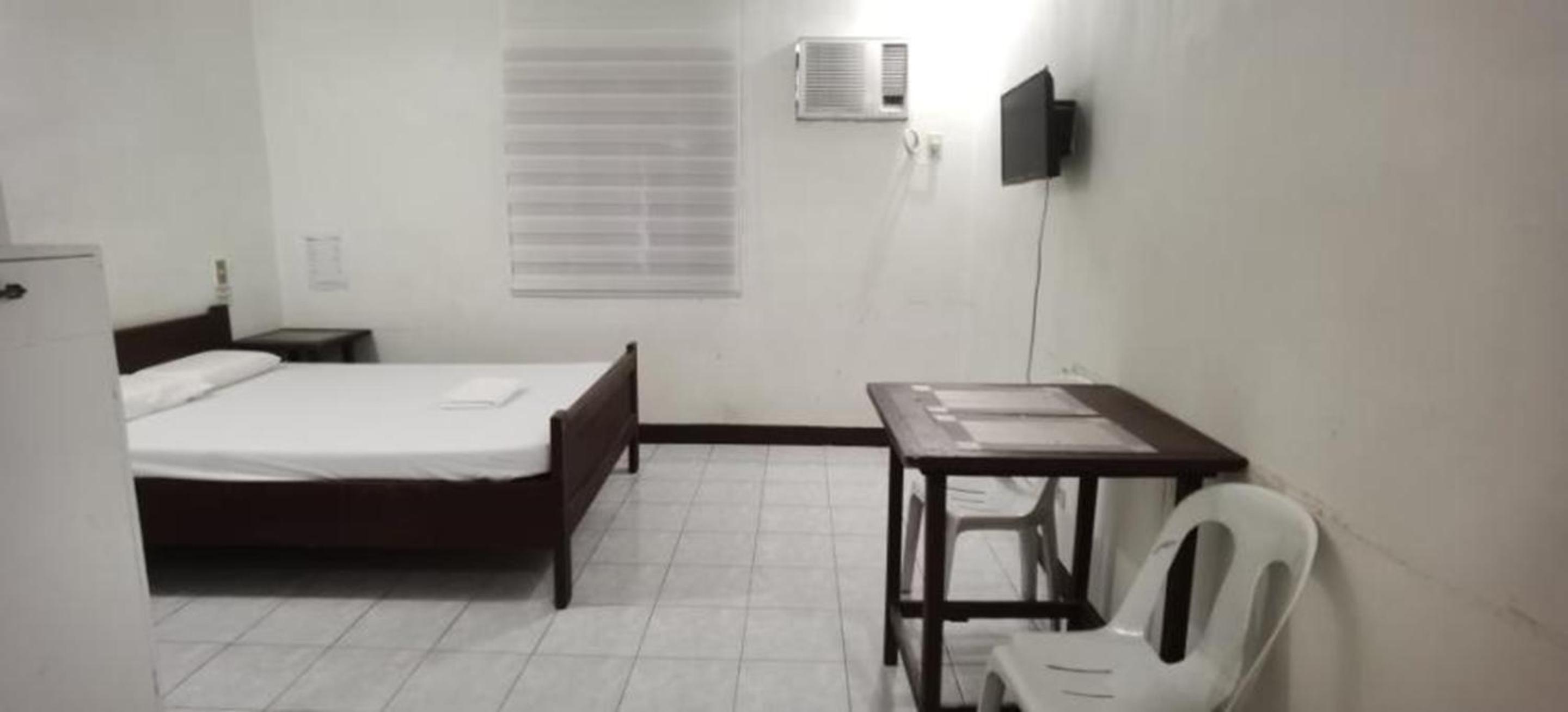 Deluxe Room - Photo 3
