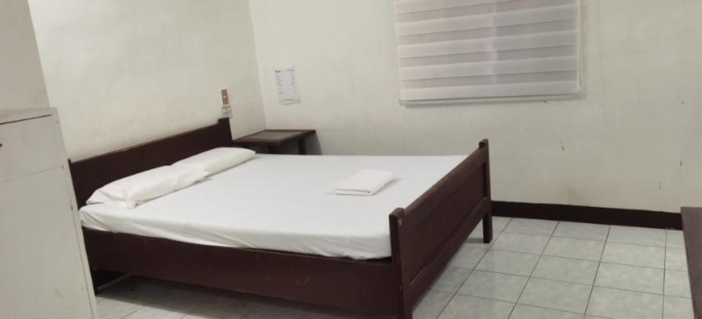 Deluxe Room - Photo 8