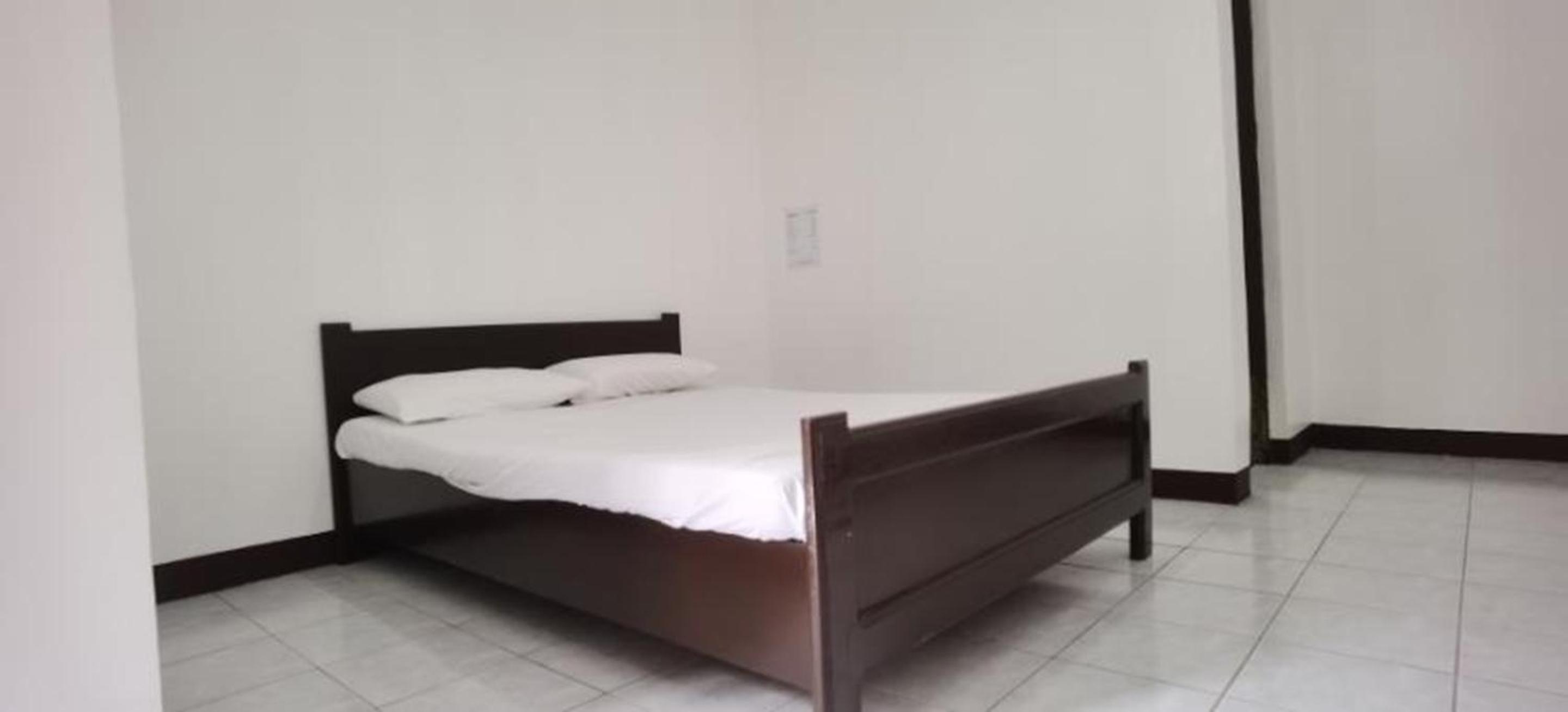 Standard Double Room - Photo 5