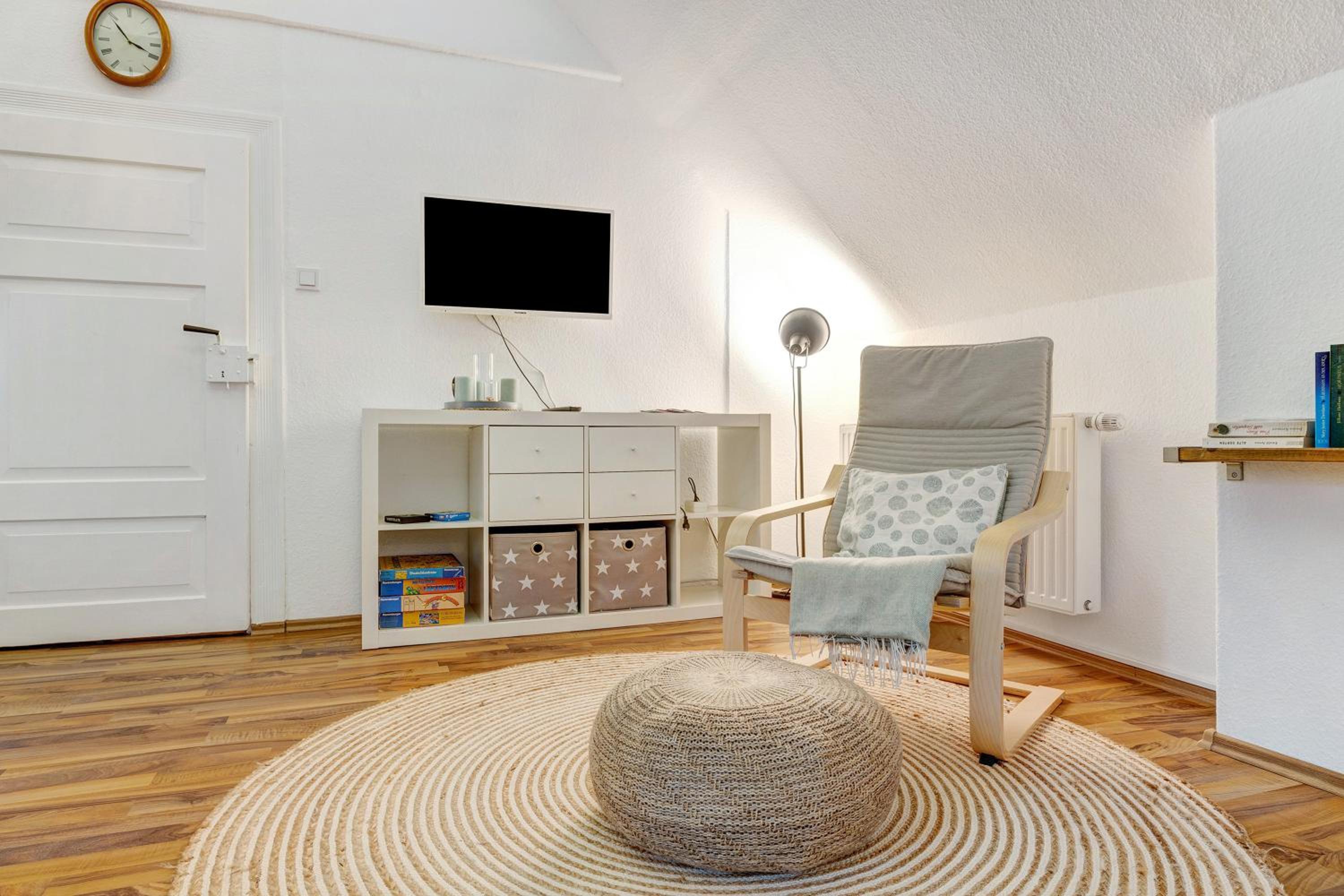 Two-Bedroom Deluxe Apartment with Garden View photo 2