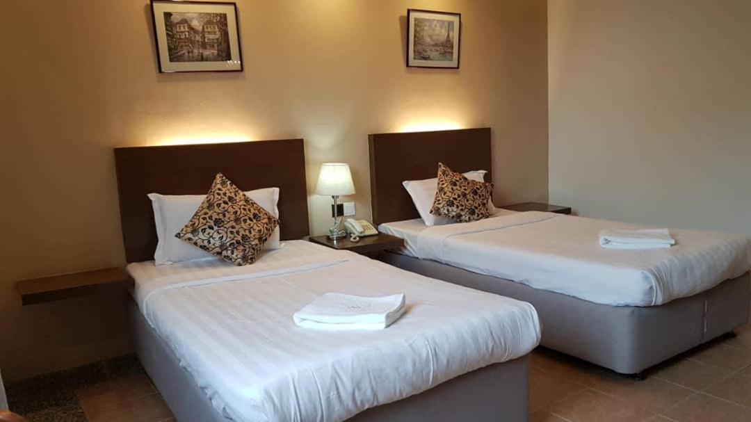 Budget Twin Room (No Elevator Access)