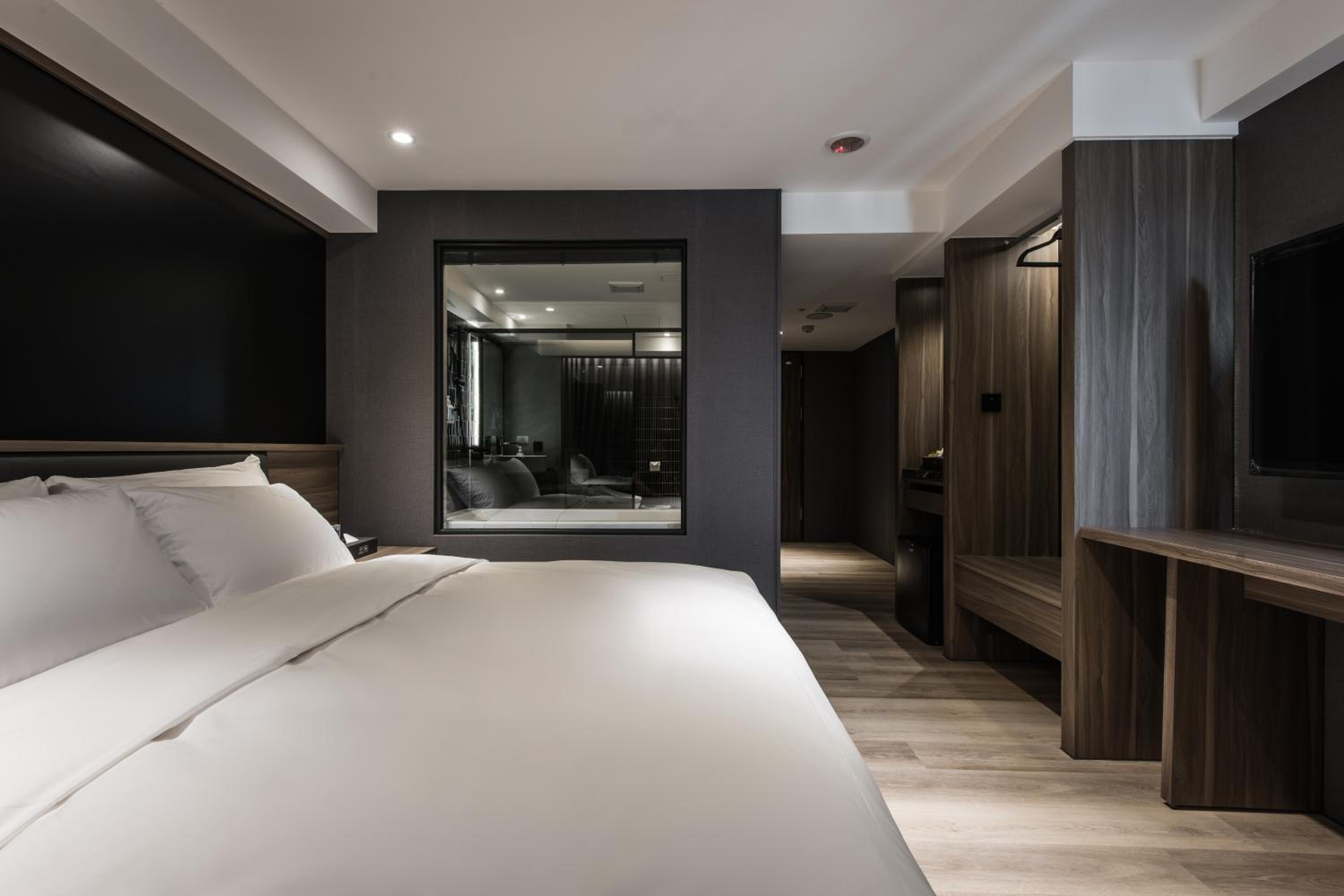 Superior Queen Room - Photo 9