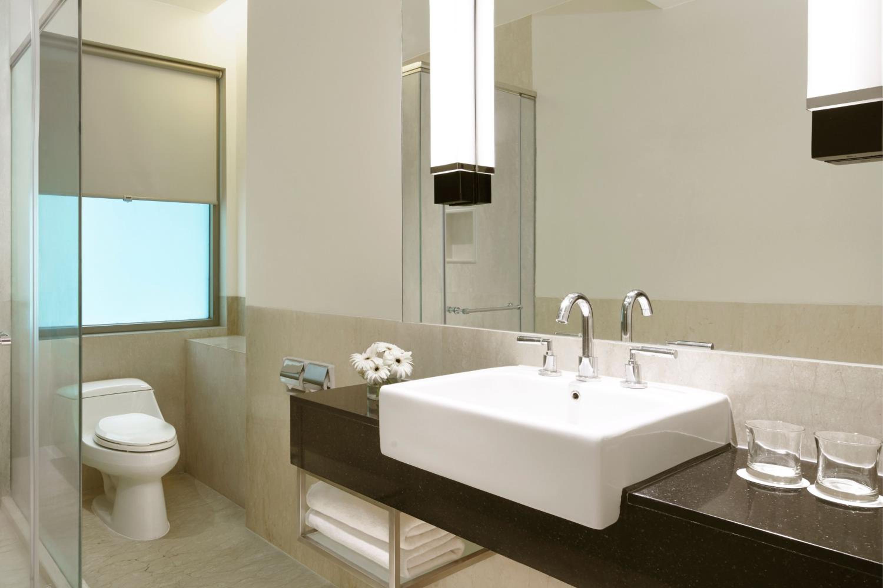 Premier Twin Room - Photo 2