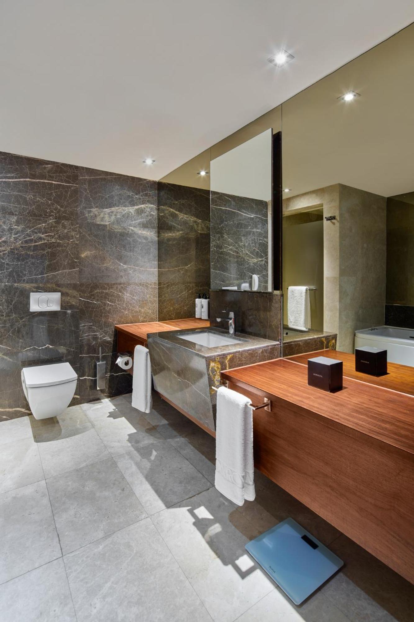 Lagoon Duplex Suite