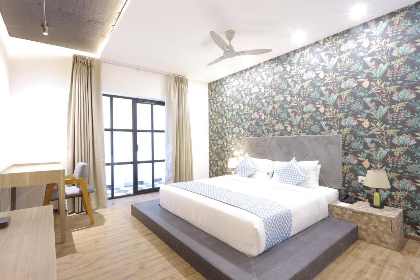Deluxe Double Room photo 2