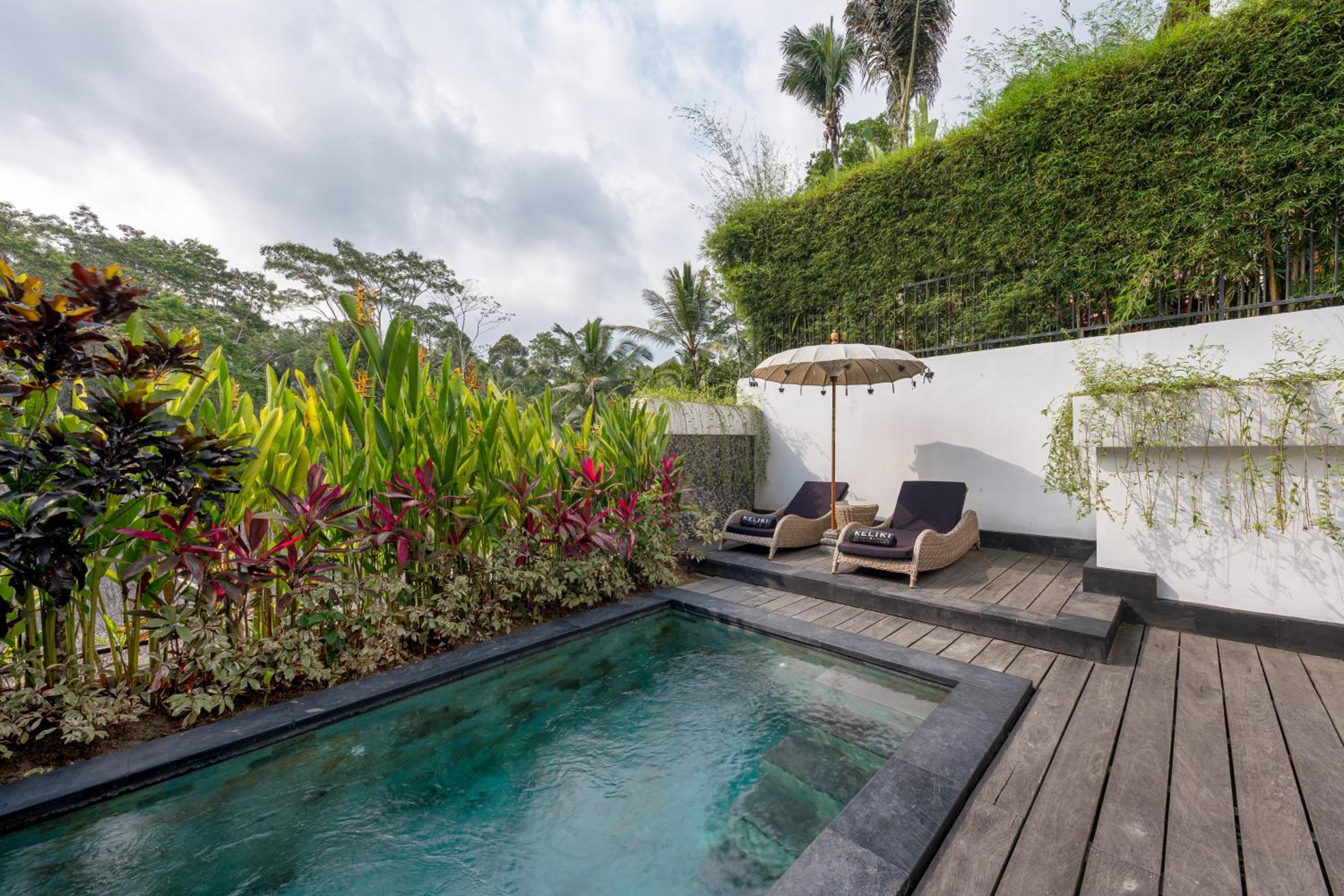 Sri Lodge with Private Pool  - Photo 15
