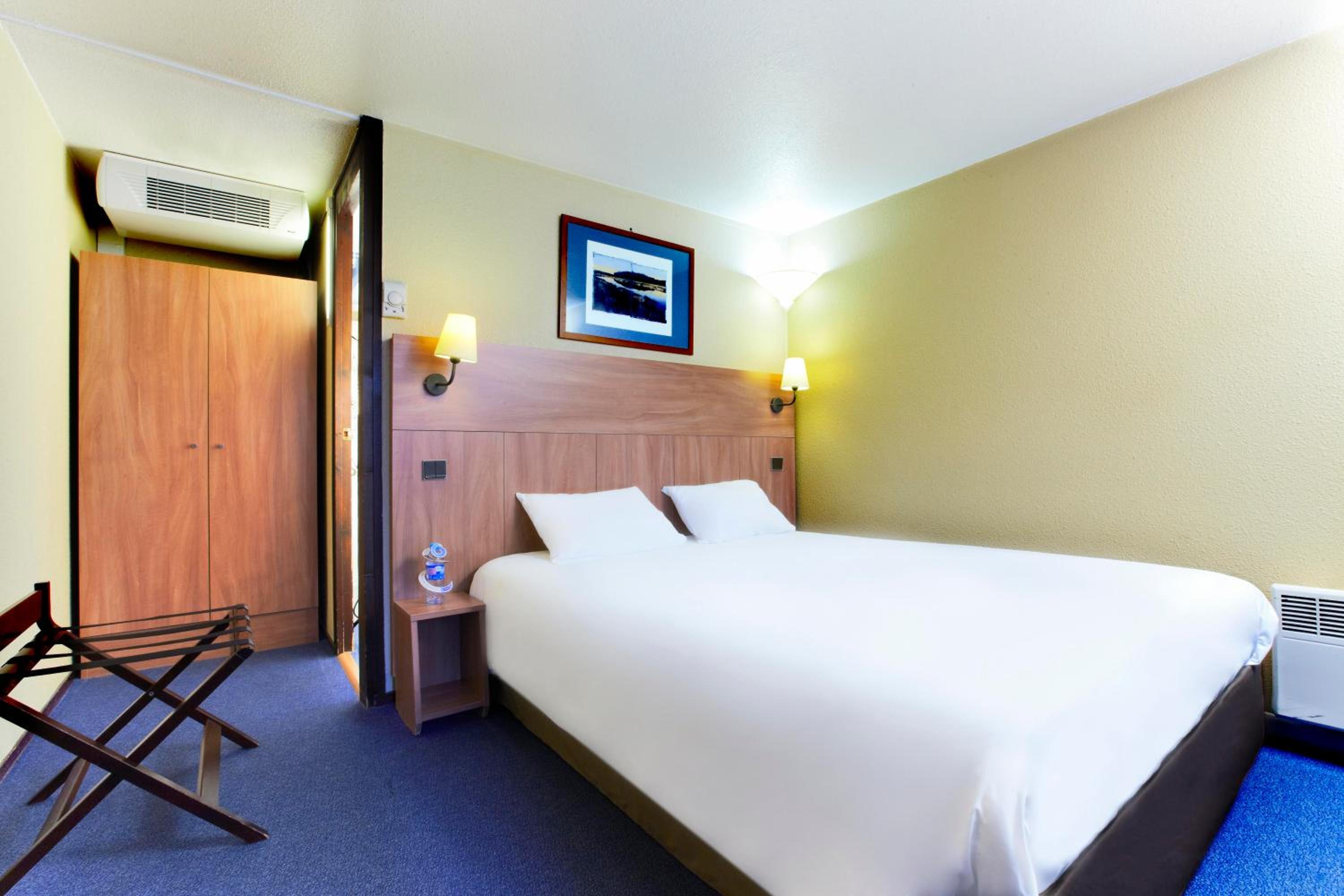 Double Room - Photo 3