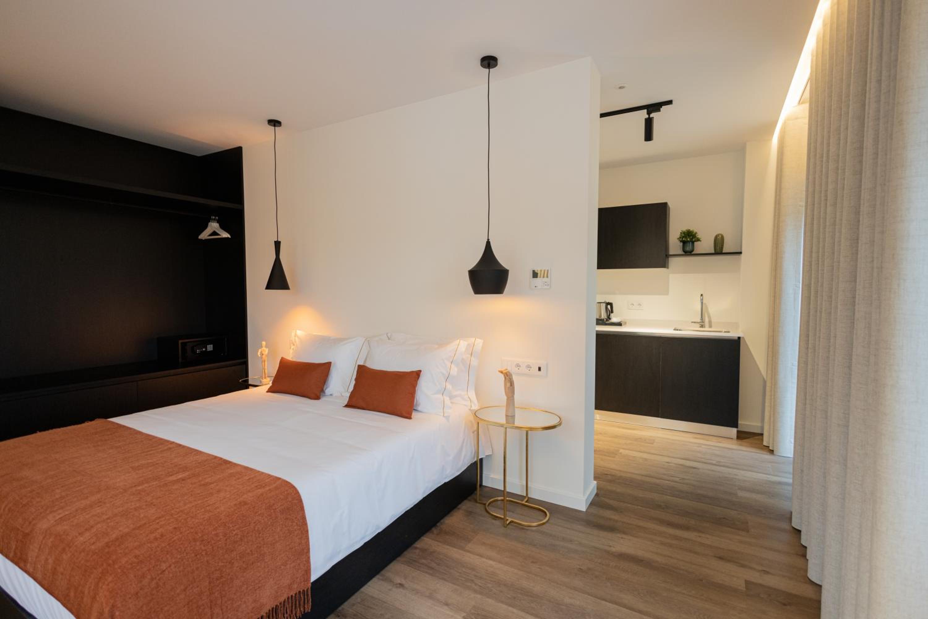 Deluxe Double or Twin Room photo 1