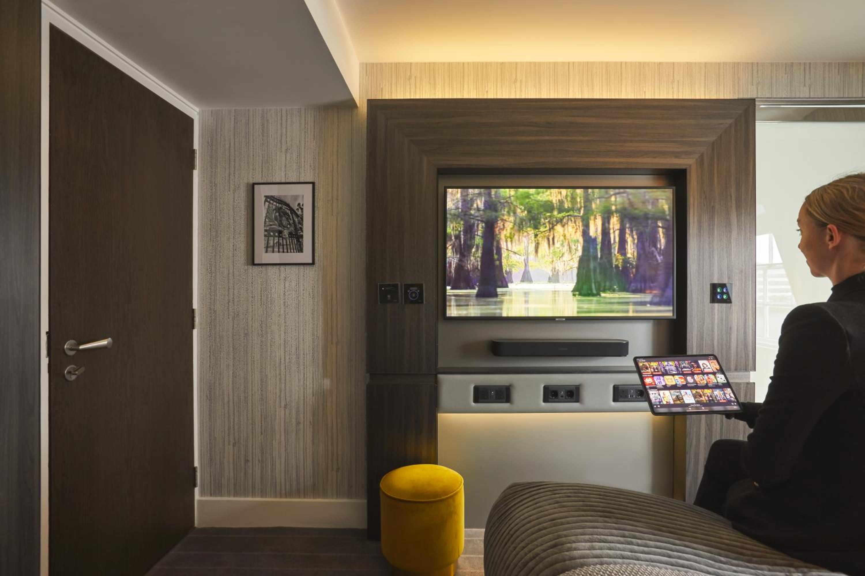 Standard King Room photo 1
