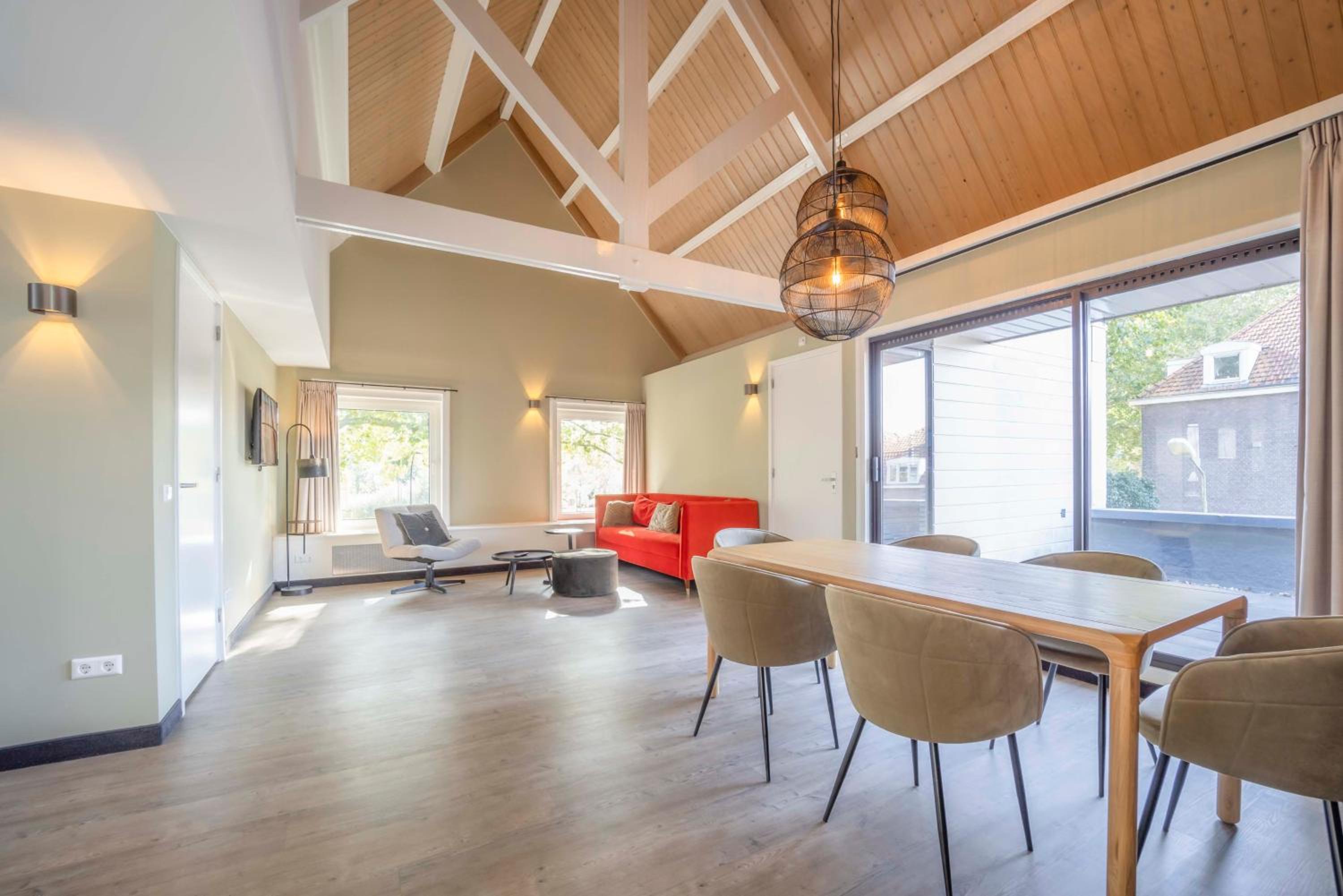 Luxury Apartment with Roof Terrace photo 2