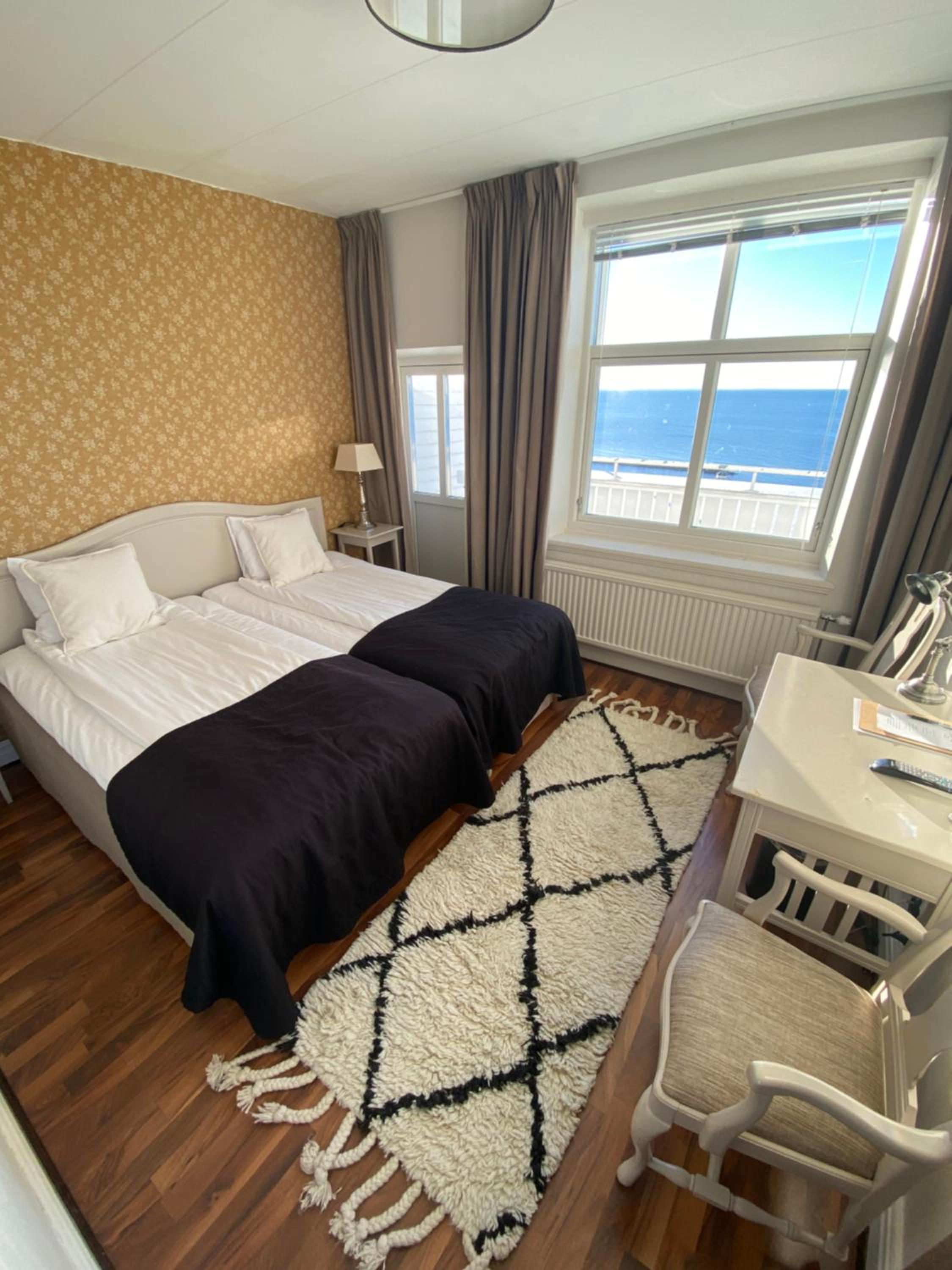 Twin Room with Sea View